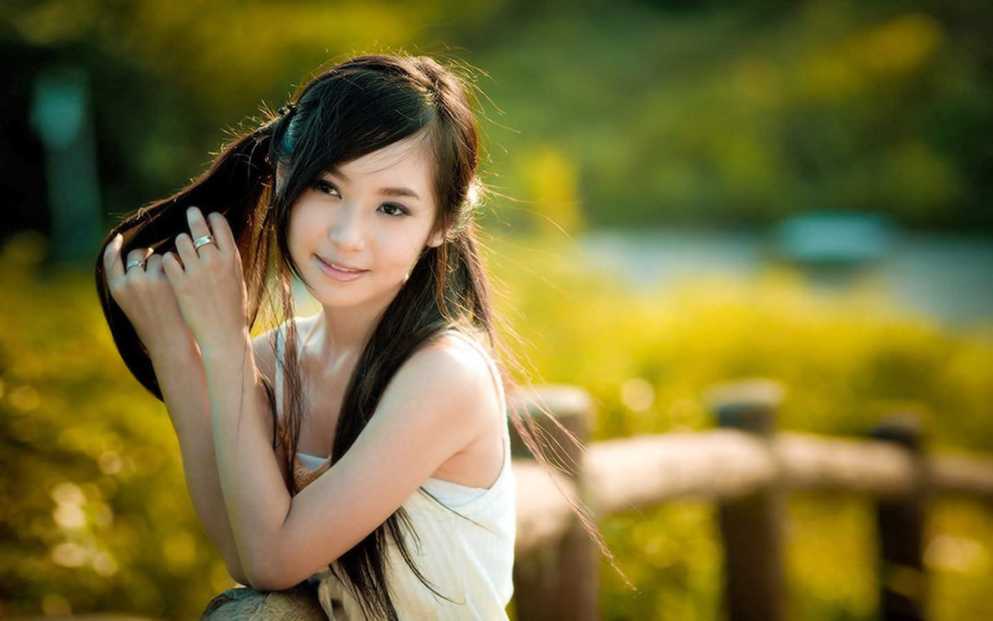 自然美女图片