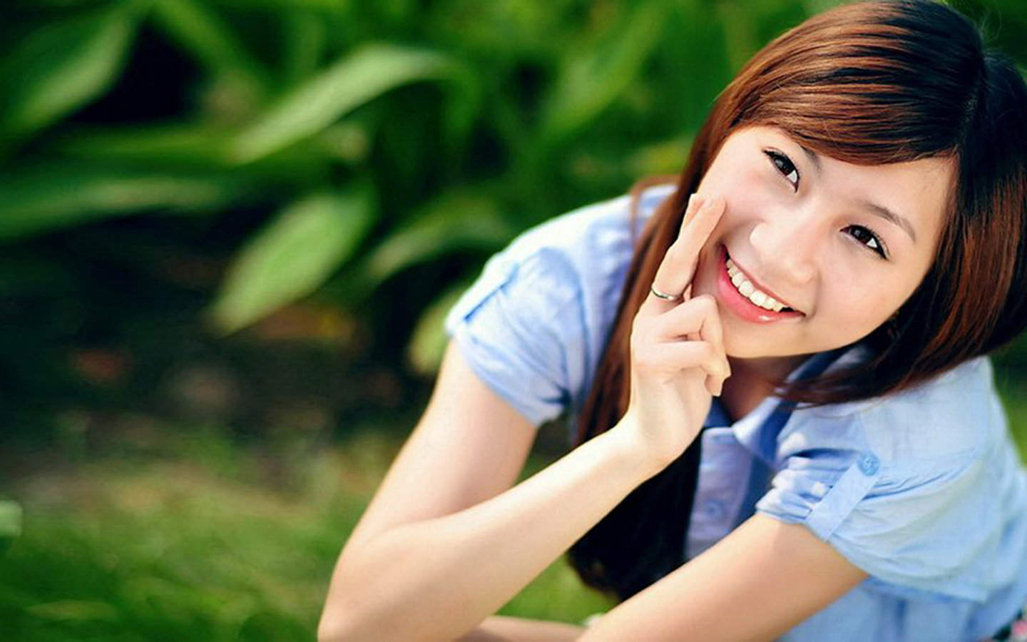 自然美女图片