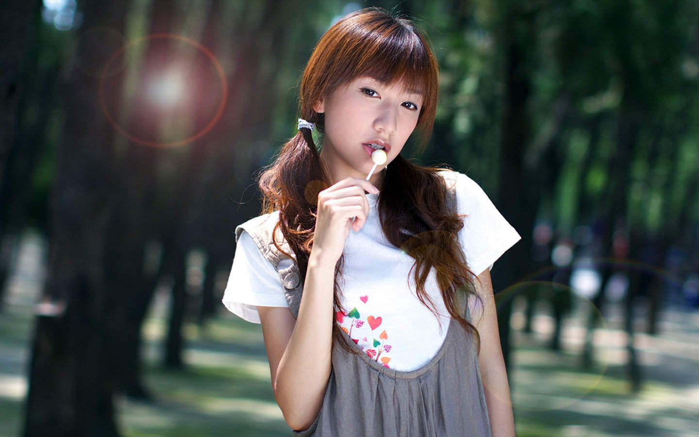 自然美女图片