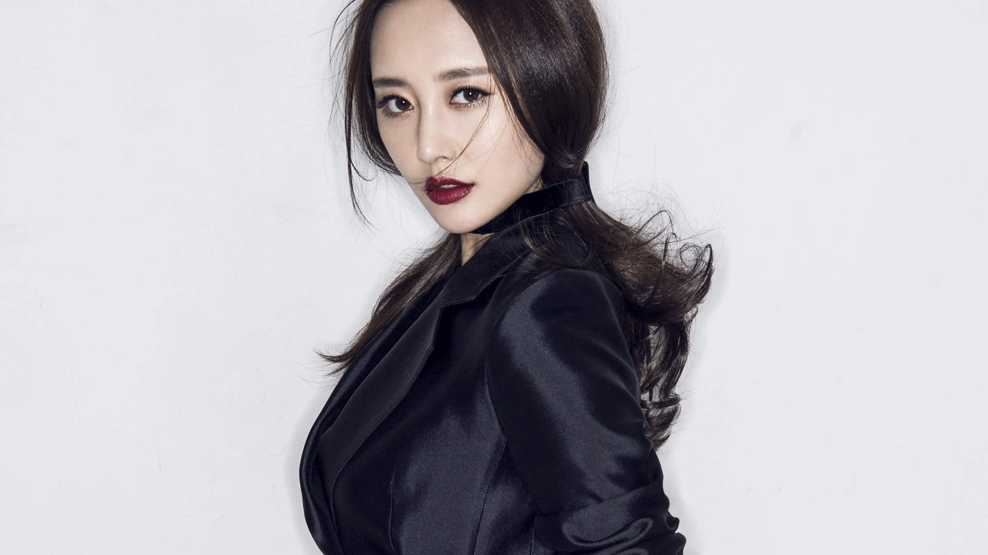 高清中国内地安徽芜湖女演员李纯长腿纤细性感写真图片图片