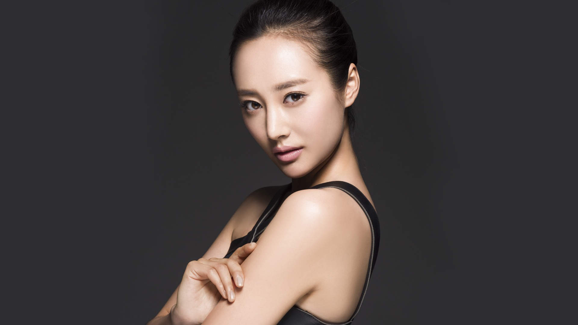 高清中国内地安徽芜湖女演员李纯长腿纤细性感写真图片图片