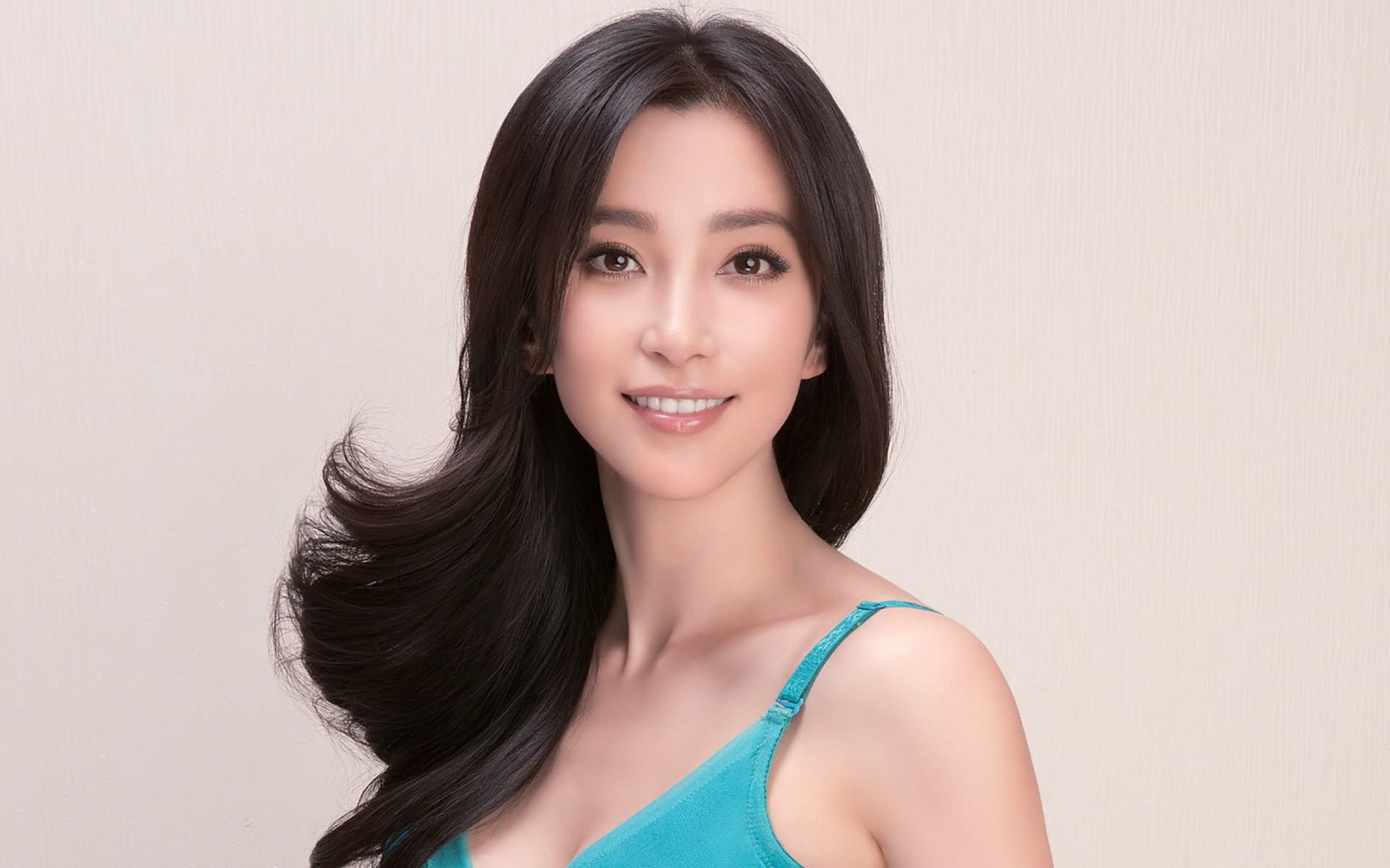 高清黑龙江省哈尔滨市无常女演员李冰冰代言网游神韵比陈妍希更似小龙女图片