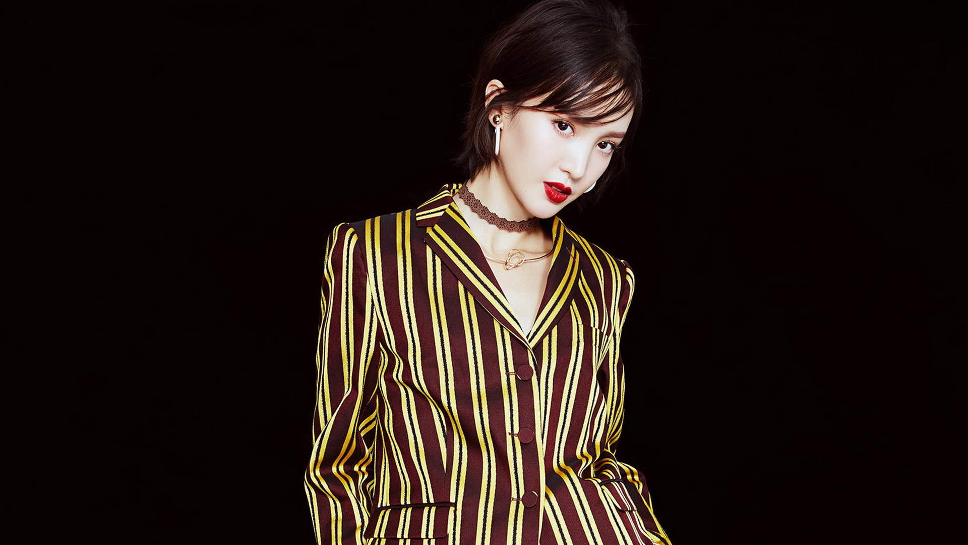 中国大陆山东济南女演员平面模特金晨白衫清新甜美写真图片图片