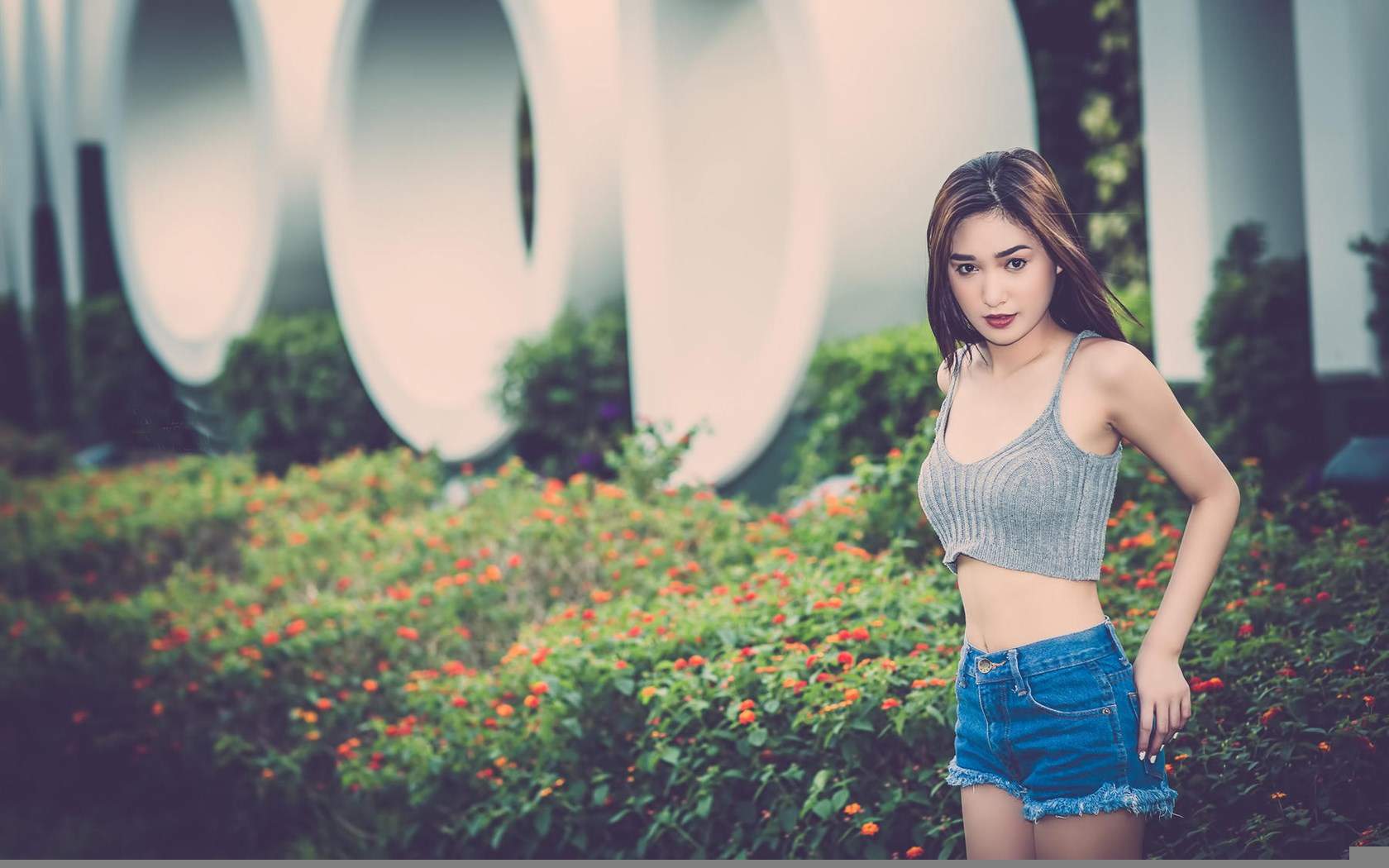 高清最流行女裤鹂蔓热裤长腿性感写真图片图片