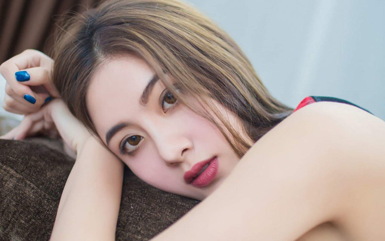 大陆女明星清新美女治愈系清纯唯美白皙高清桌面壁纸图片