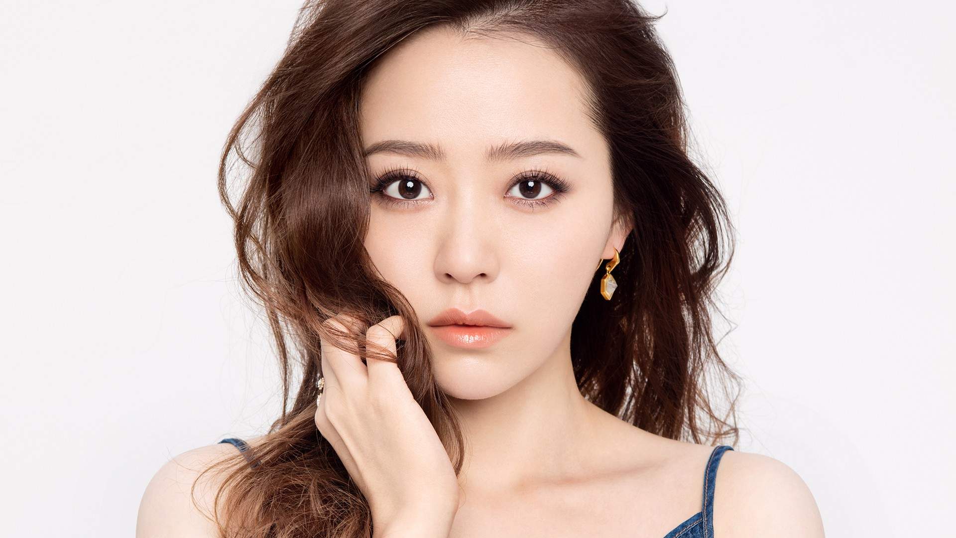高清黑龙江省伊春美女张靓颖俏皮少女风减龄写真图片图片
