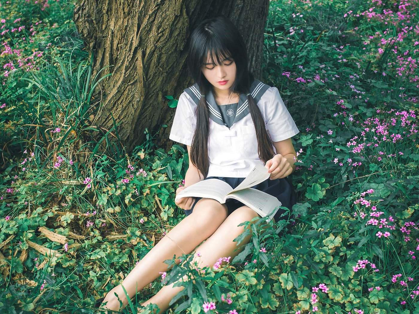 高清校花90后可爱清纯学生妹高清桌面壁纸图片