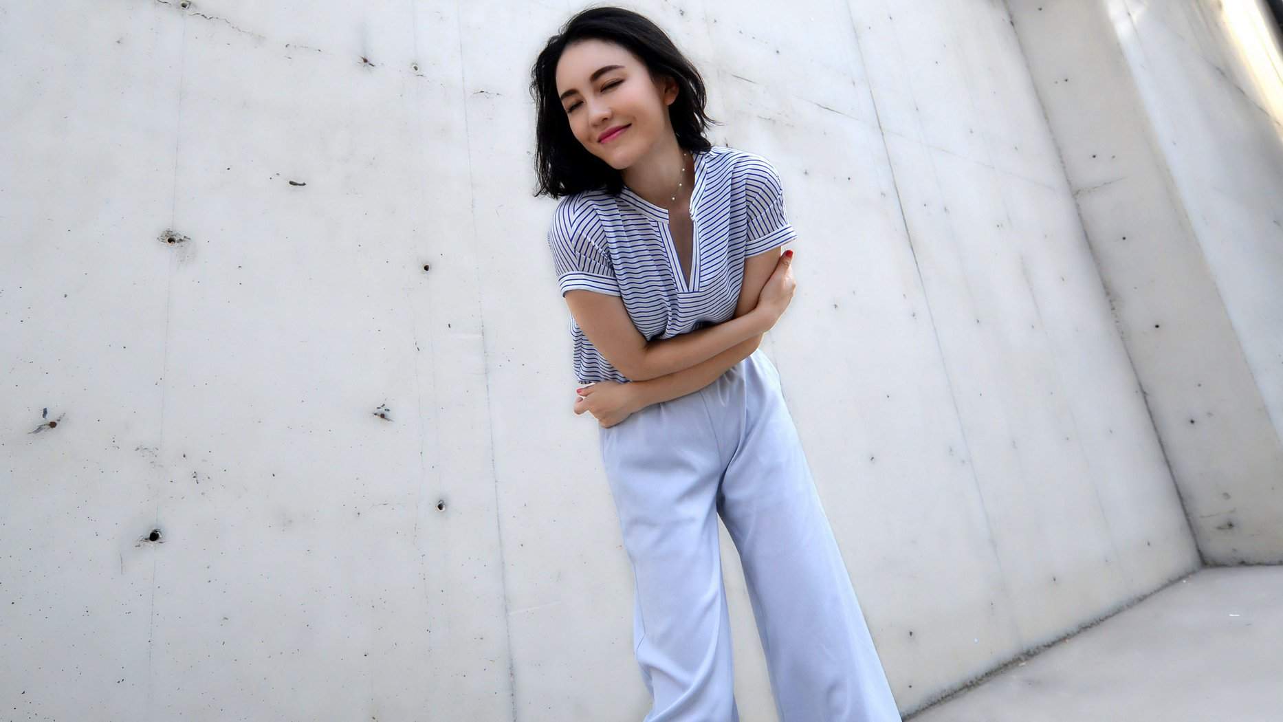 山东籍内地女演员吕佳容高清桌面壁纸图片 山东籍内地女演员吕佳容高清桌面壁纸图片