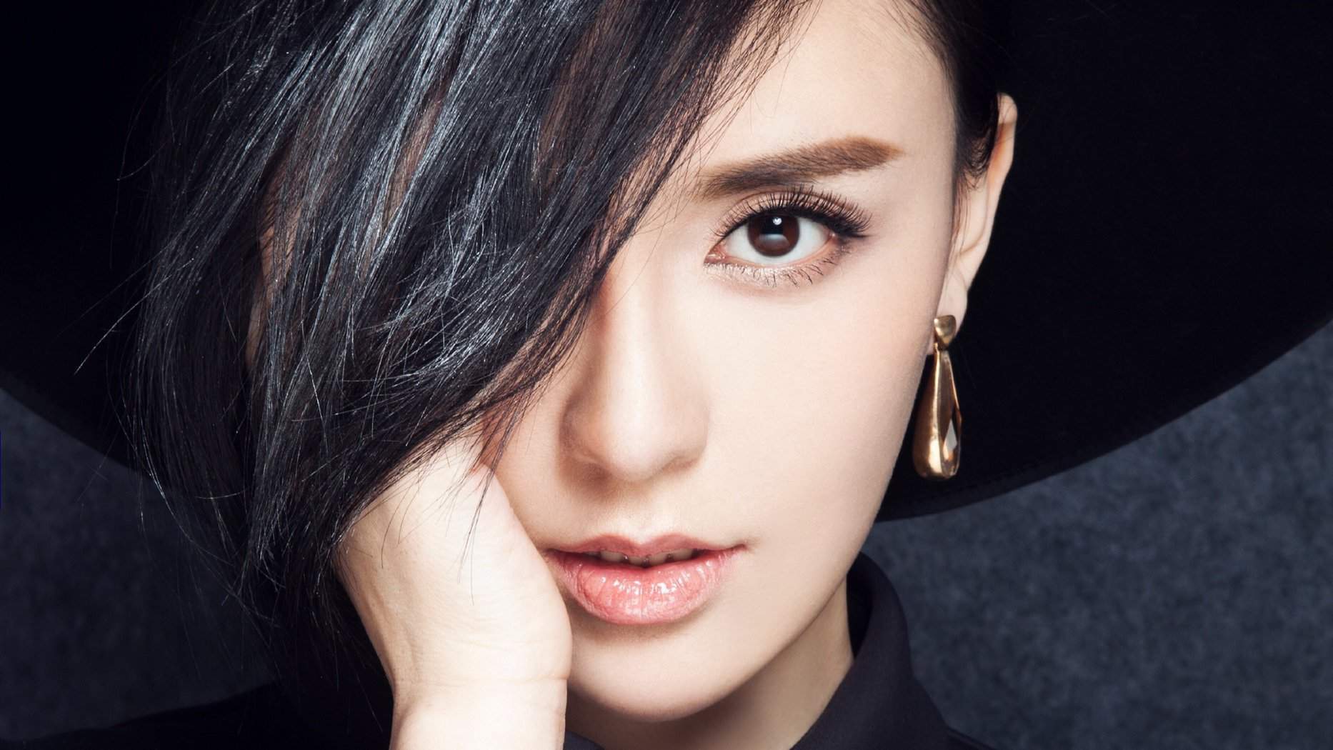 山东籍内地女演员美女演员吕佳容高清壁纸图片