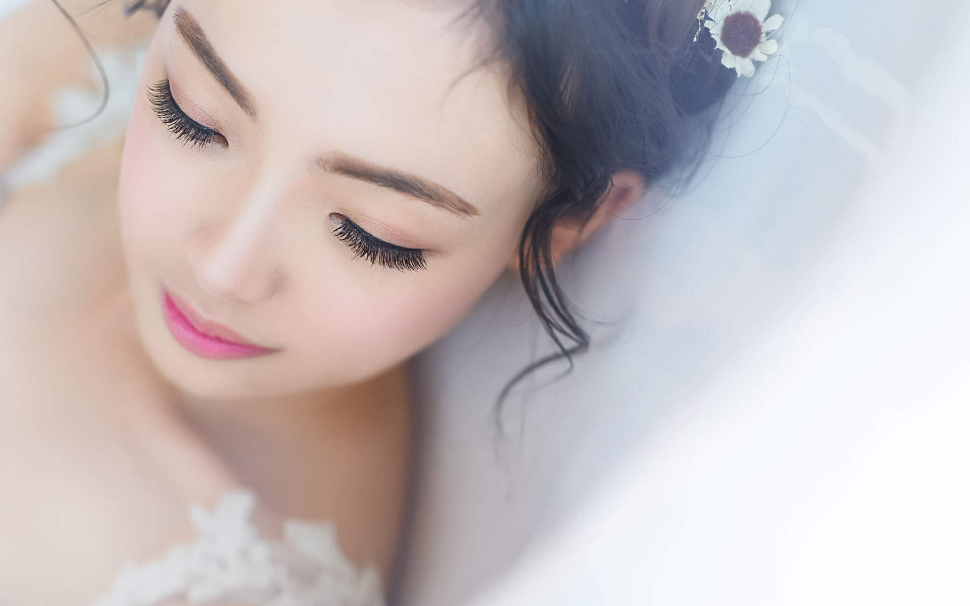 大陆女明星清新美女治愈系清纯唯美白皙高清桌面壁纸图片