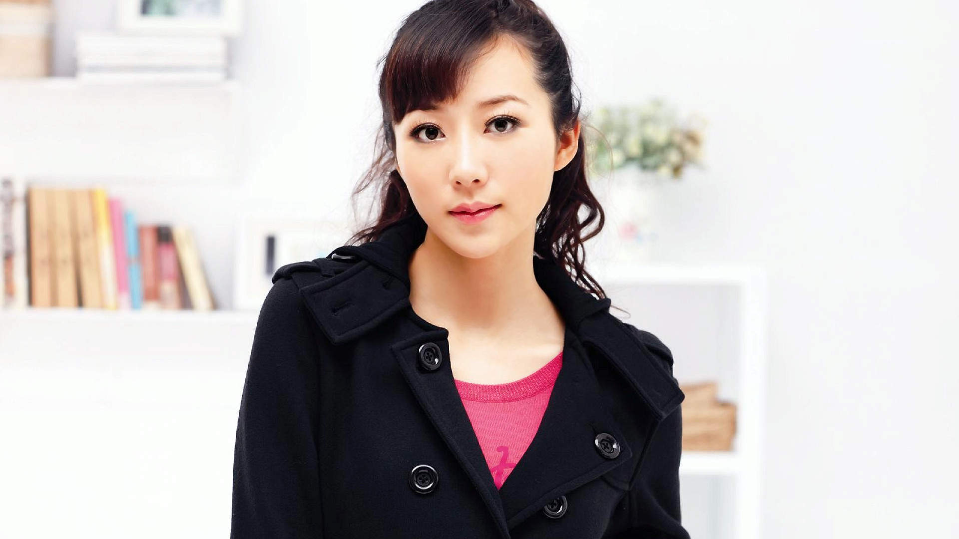 中国大陆江苏省苏州知名女演员韩雪高贵优雅活动写真图片图片