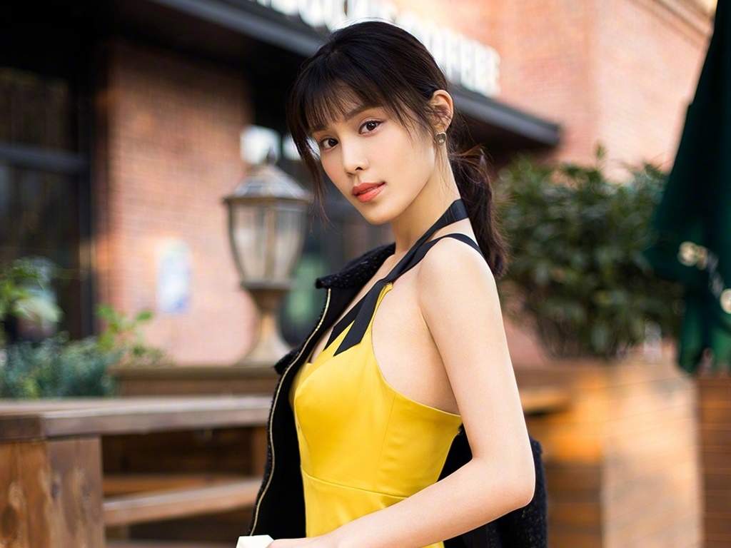 高清中国山东济南影视女演员韩丹彤甜美元气写真图片图片