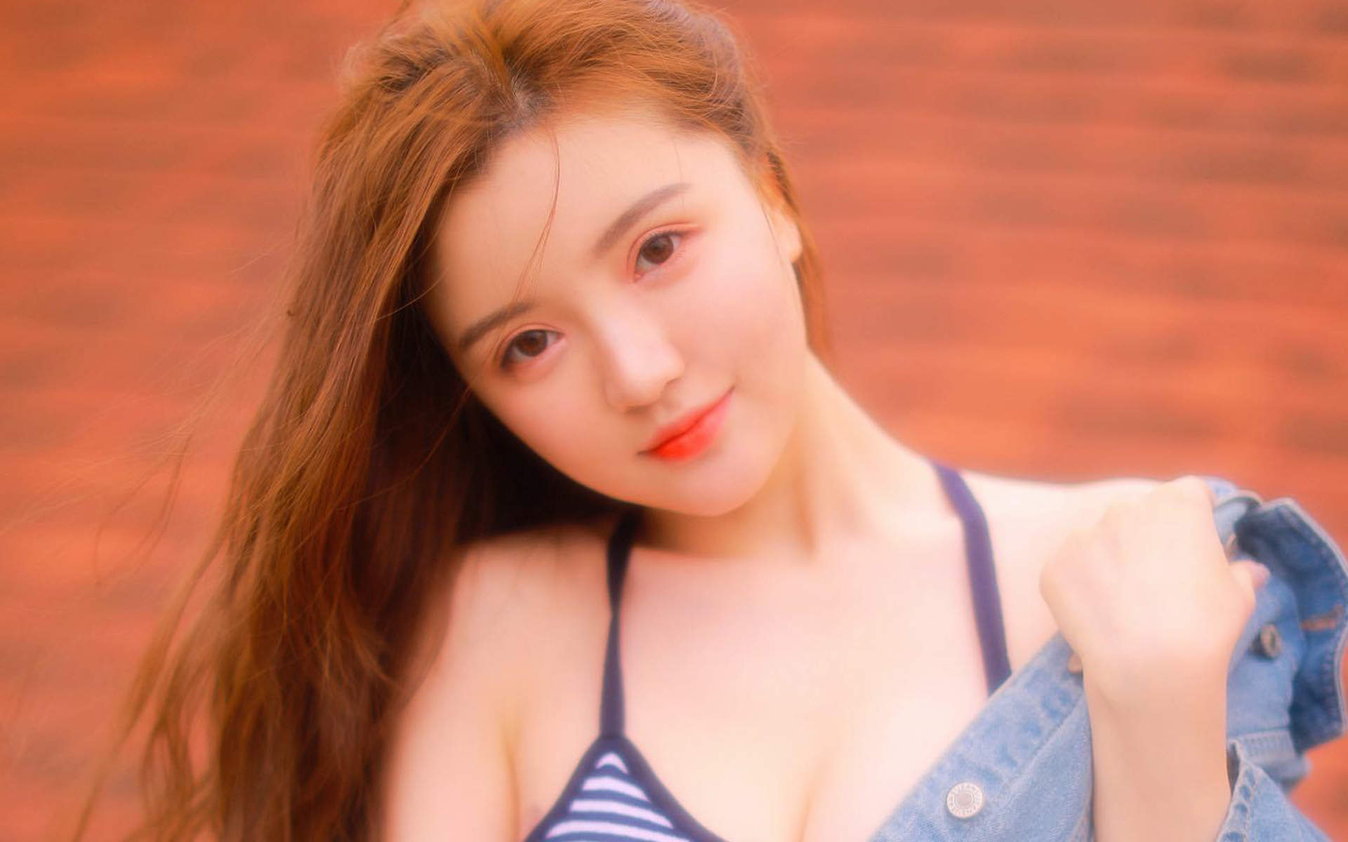 大陆女明星清新美女治愈系清纯唯美白皙高清桌面壁纸图片
