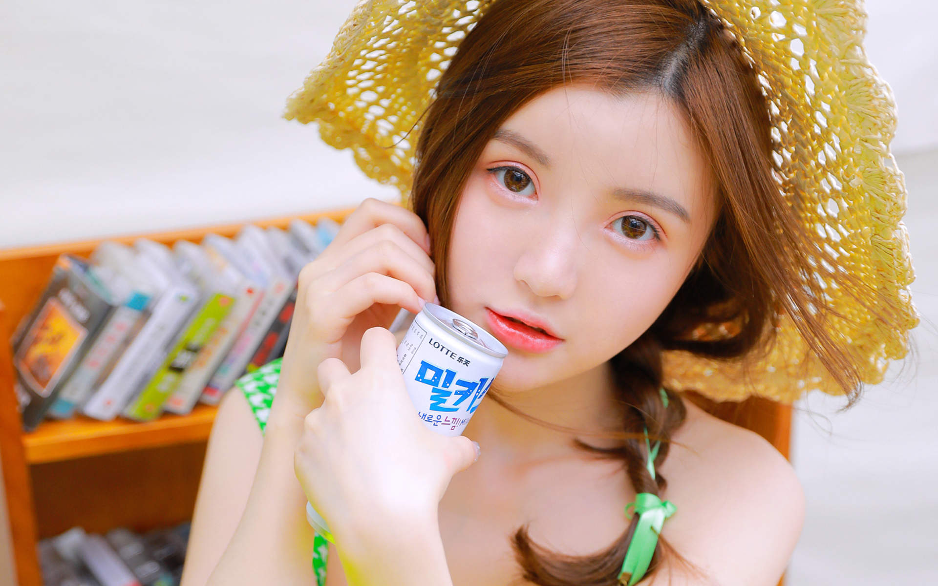 大陆女明星清新美女治愈系清纯唯美白皙高清桌面壁纸图片