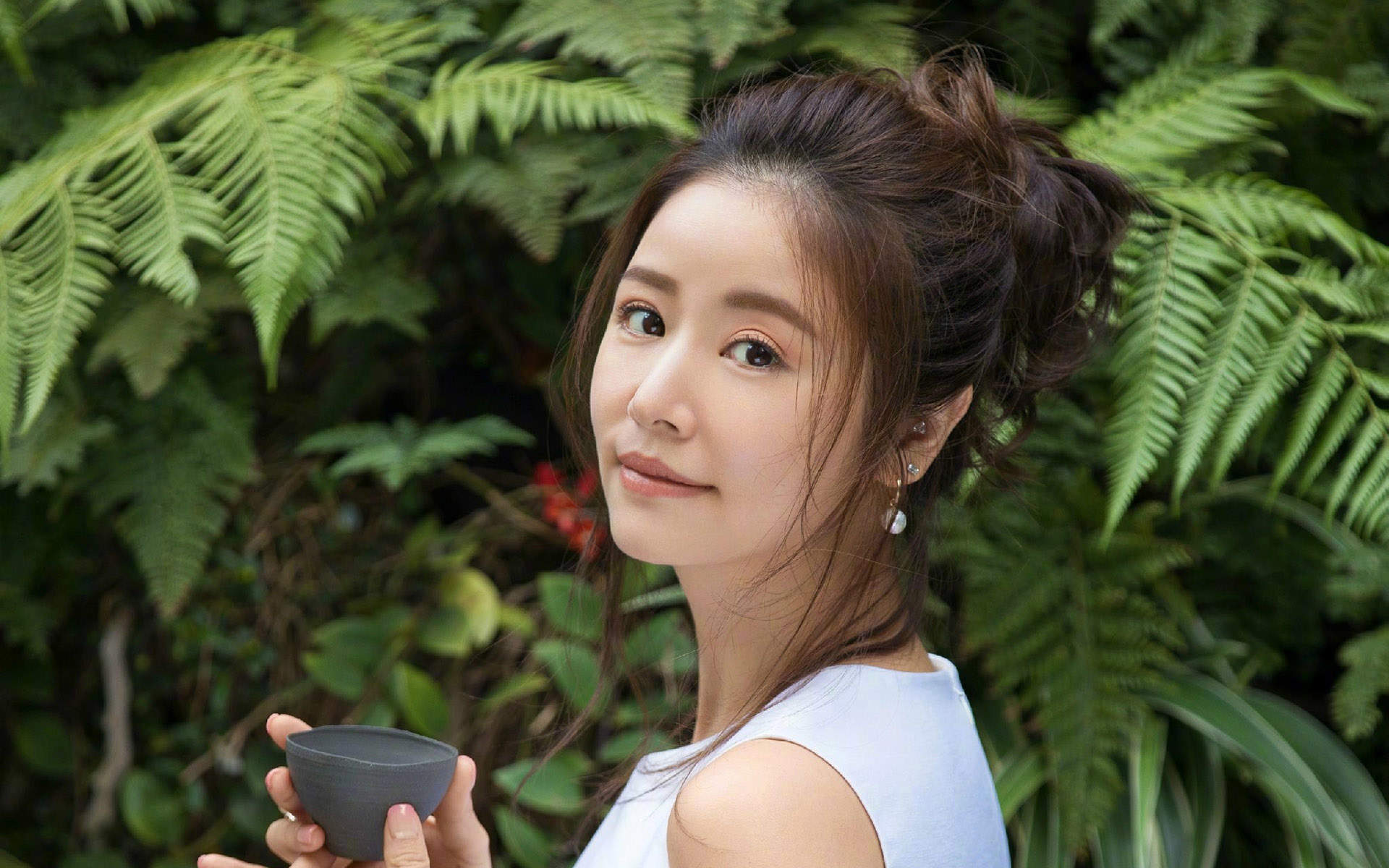 林心如藏蓝色透视纱裙性感图片图片