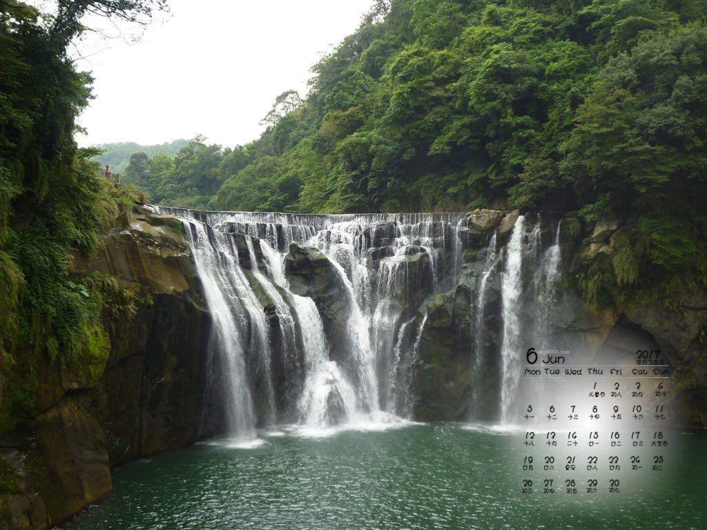 2018年1月冰岛众神瀑布风景摄影高清日历壁纸图片