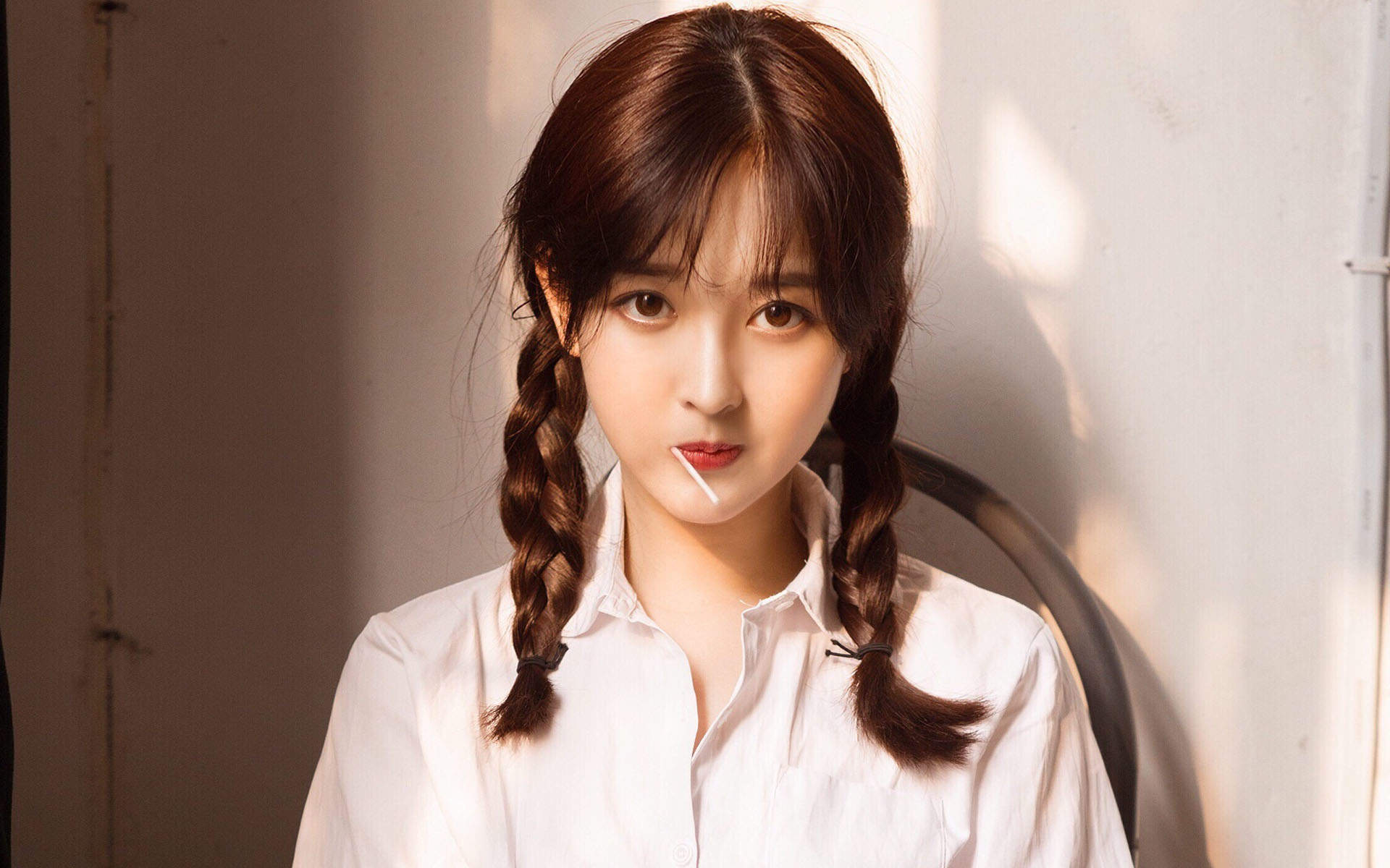 尹恩惠果园俏皮甜美写真 娇俏可爱小女生图片