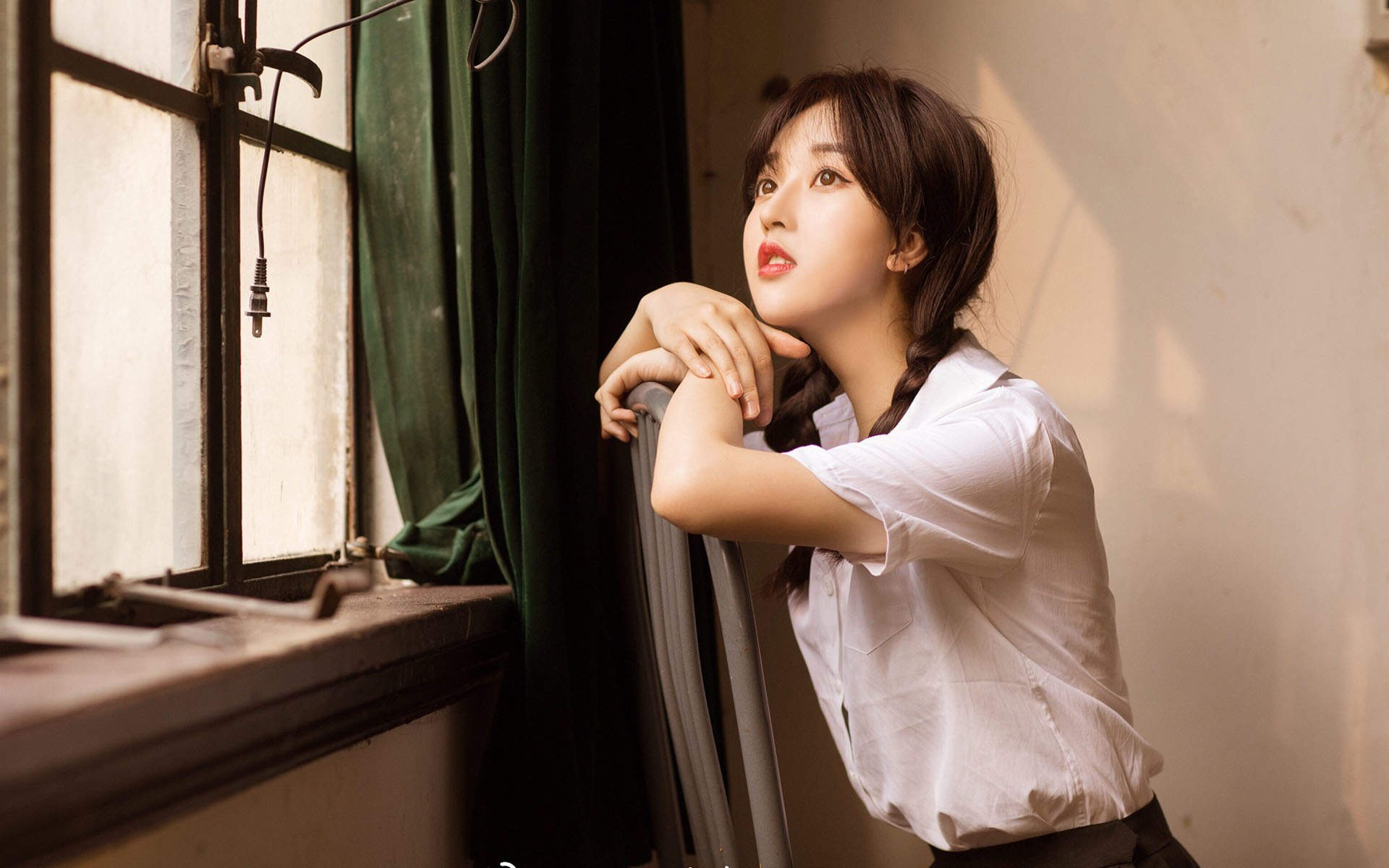 尹恩惠果园俏皮甜美写真 娇俏可爱小女生图片