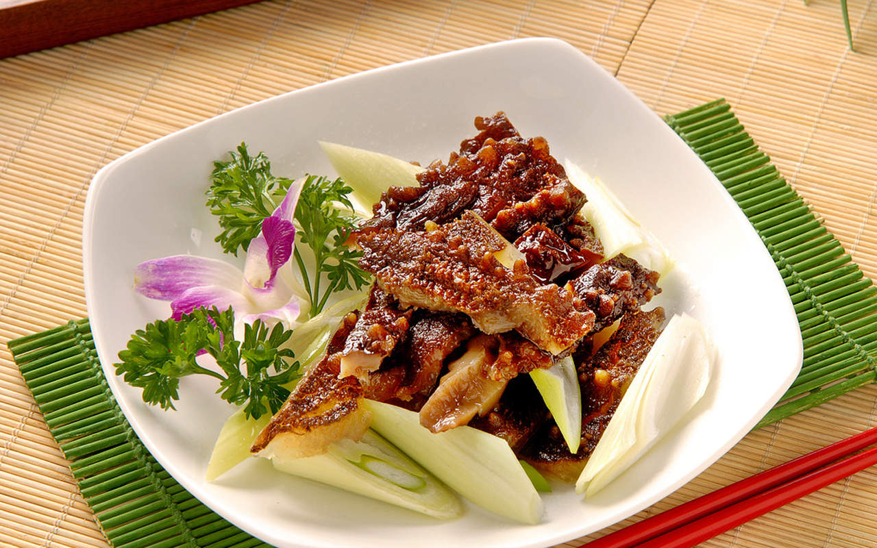 色泽诱人的餐桌家常菜美食高清桌面壁纸第三辑图片