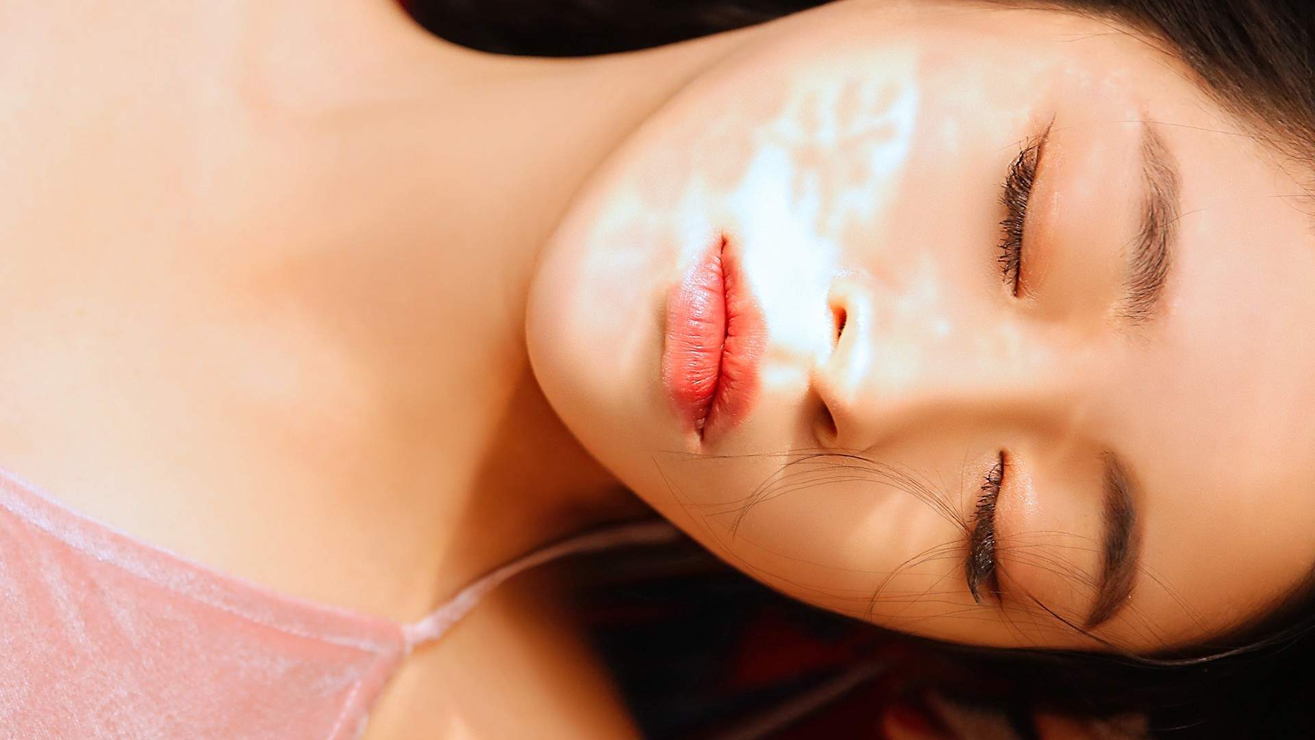 大陆女明星清新美女治愈系清纯唯美白皙高清桌面壁纸图片