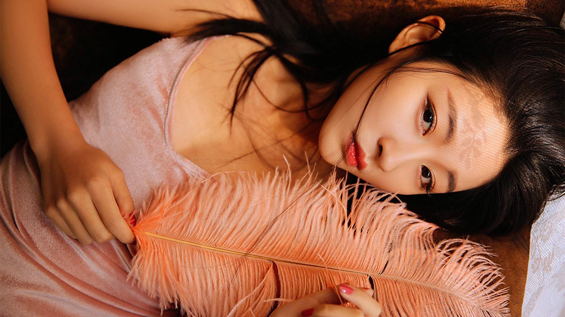 大陆女明星清新美女治愈系清纯唯美白皙高清桌面壁纸图片