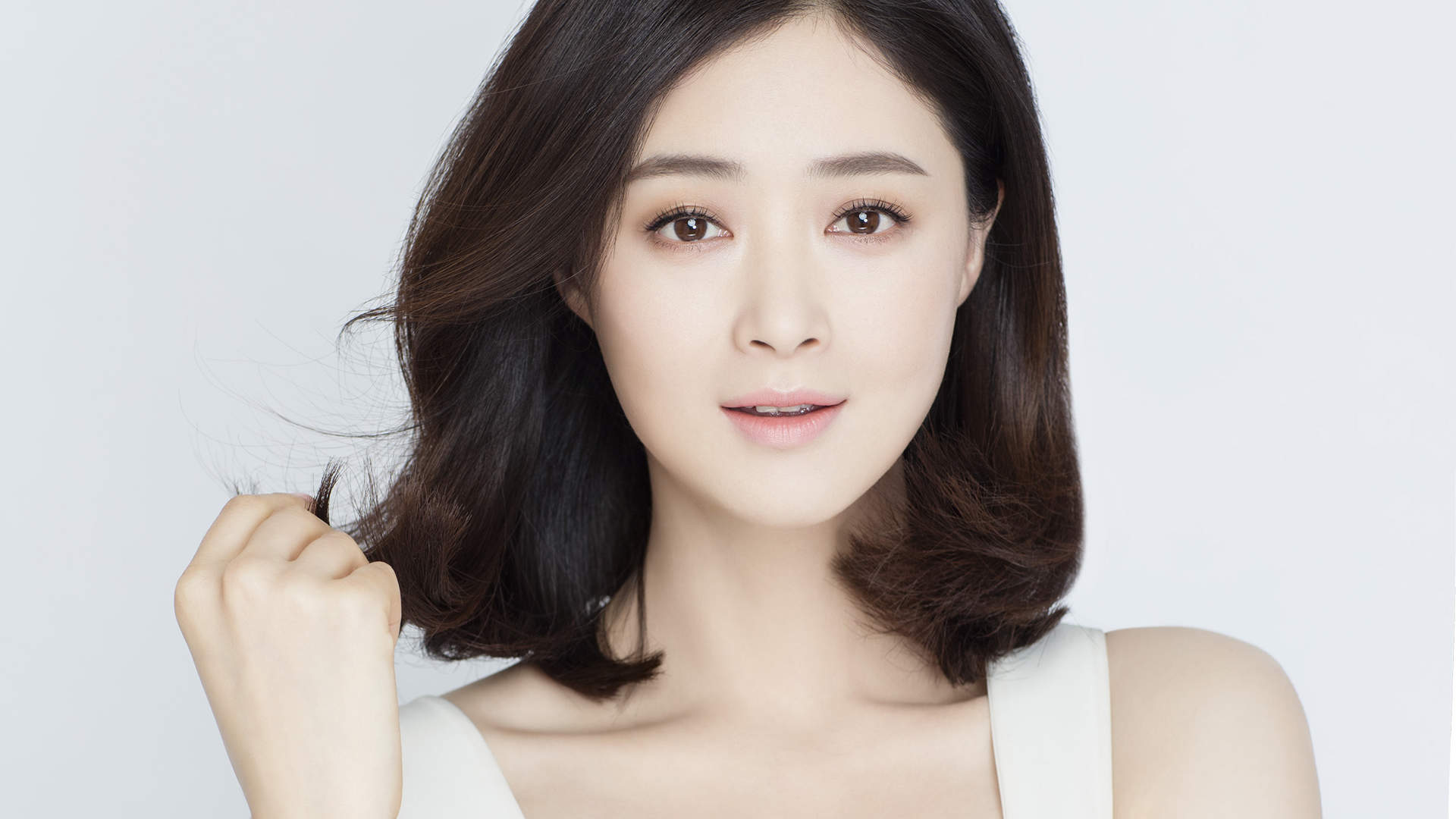 高清内地祖籍湖南益阳女演员华妃蒋欣诠释性感中的小清新时尚唯美写真图片
