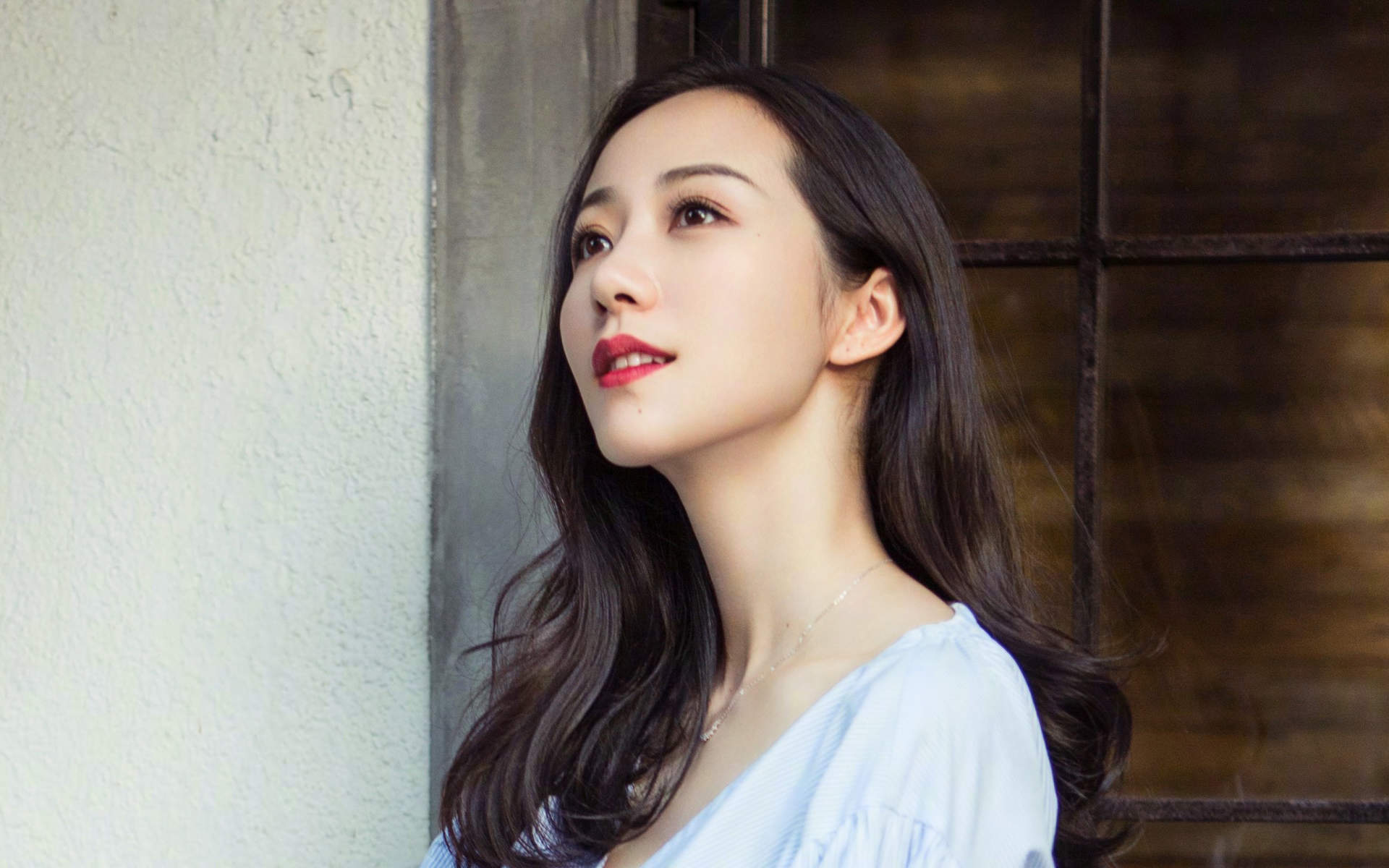 中国大陆江苏省苏州知名女演员韩雪高贵优雅活动写真图片图片