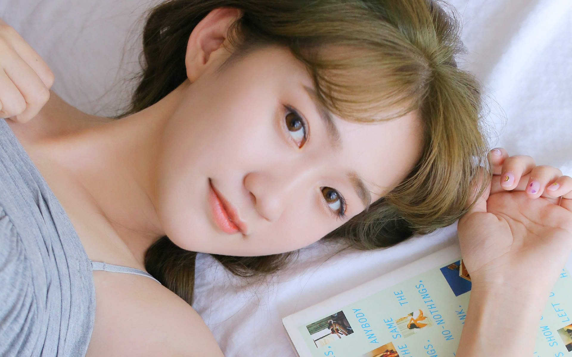 大陆女明星清新美女治愈系清纯唯美白皙高清桌面壁纸图片