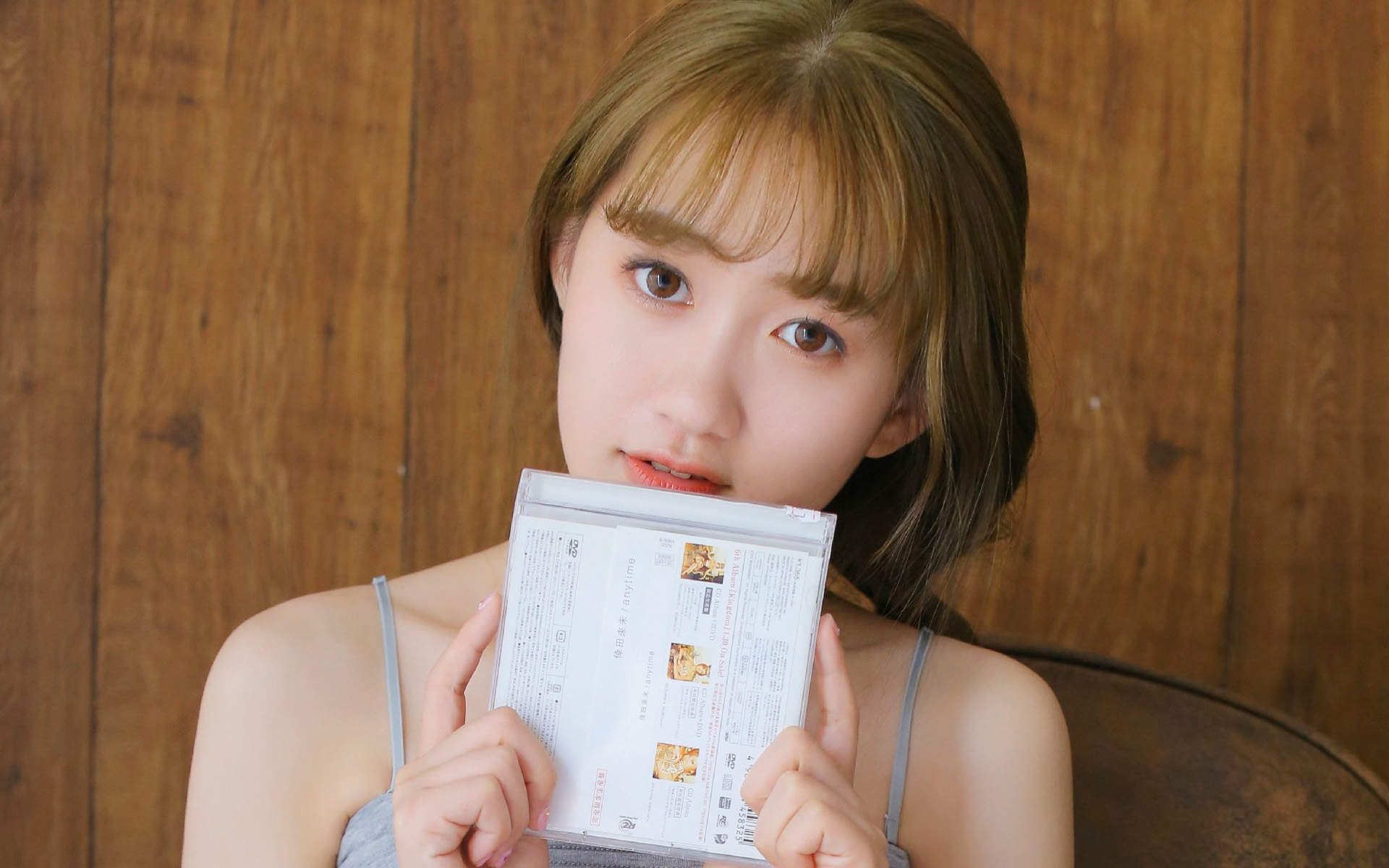 大陆女明星清新美女治愈系清纯唯美白皙高清桌面壁纸图片