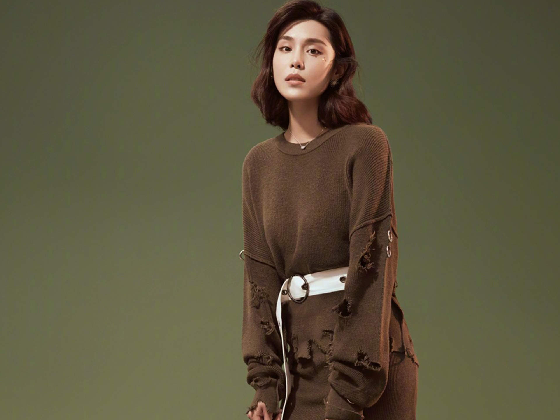 高清中国山东济南影视女演员韩丹彤巴黎时装周图片图片