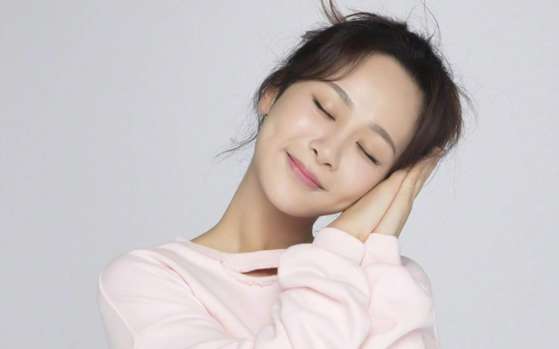 高清中国内地影视北京女演员杨紫温婉雅致写真图片桌面壁纸图片