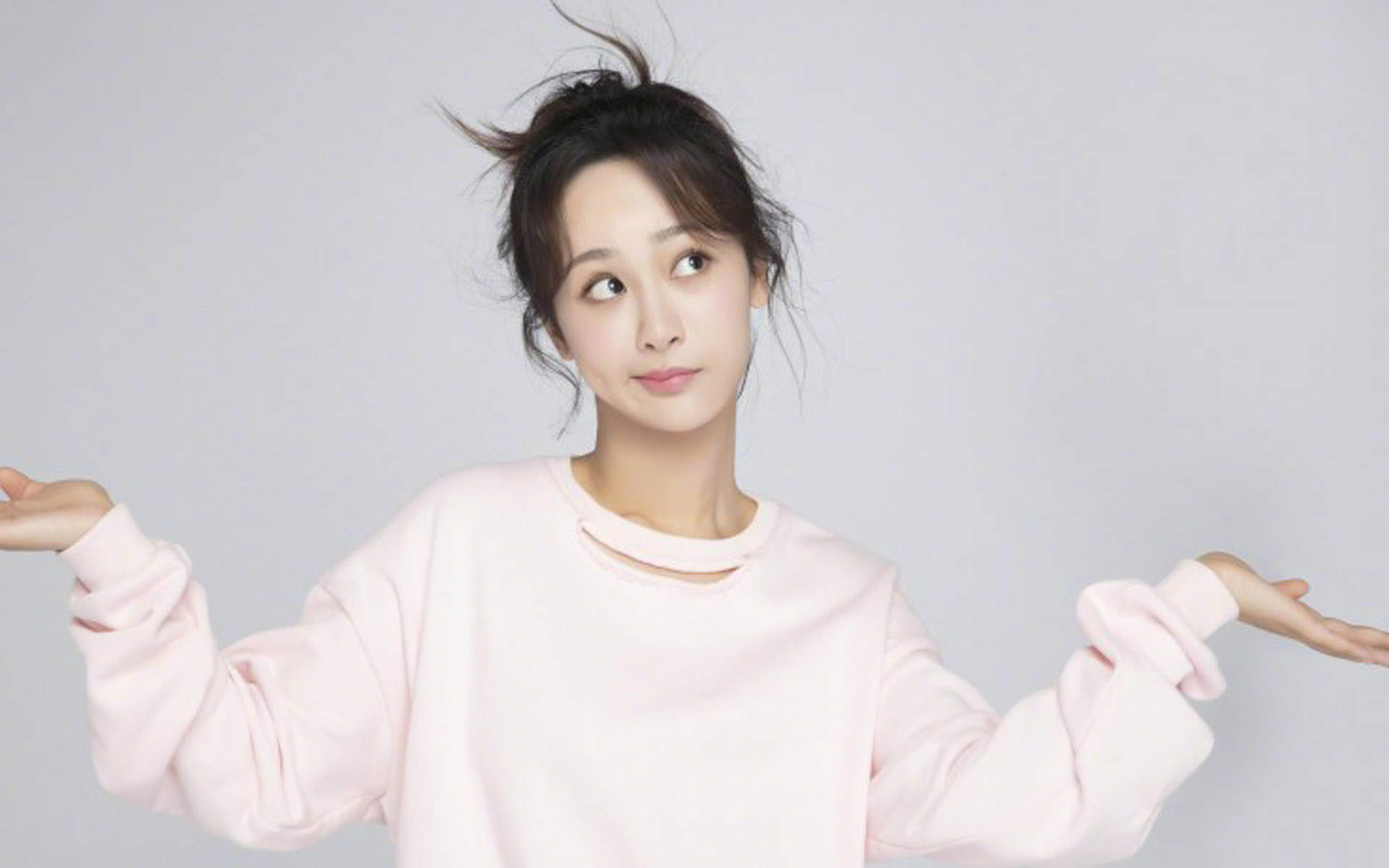 高清中国内地影视北京女演员杨紫微博之夜性感优雅写真图片图片