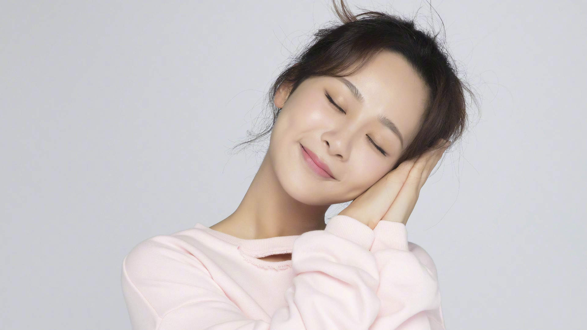高清中国内地影视北京女演员杨紫微博之夜性感优雅写真图片图片