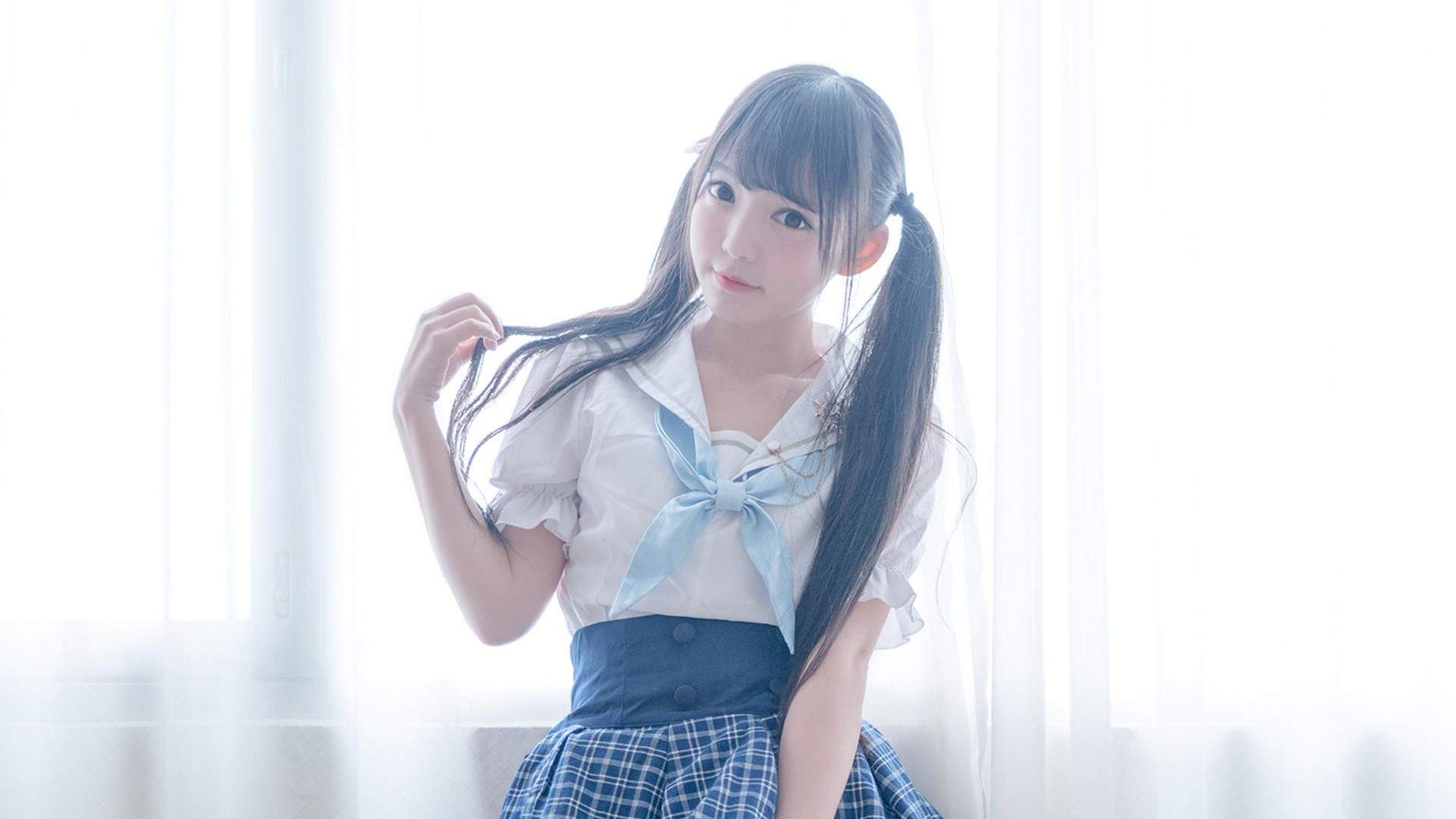 高清90后校花甜美灵动美少女学生装清纯写真图片手机壁纸图片