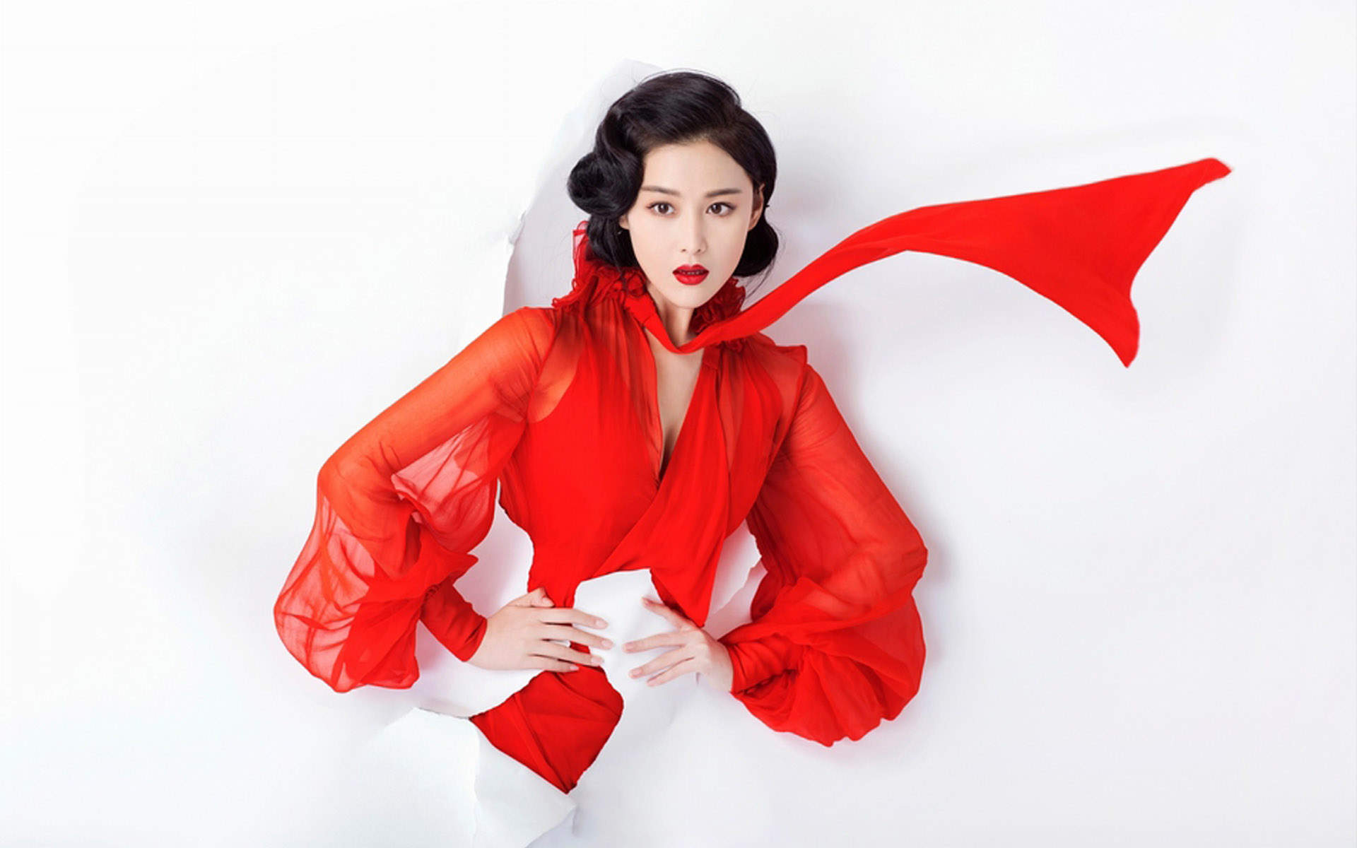 高清中国内地女演张馨予最新妩媚红妆写真图片桌面壁纸图片