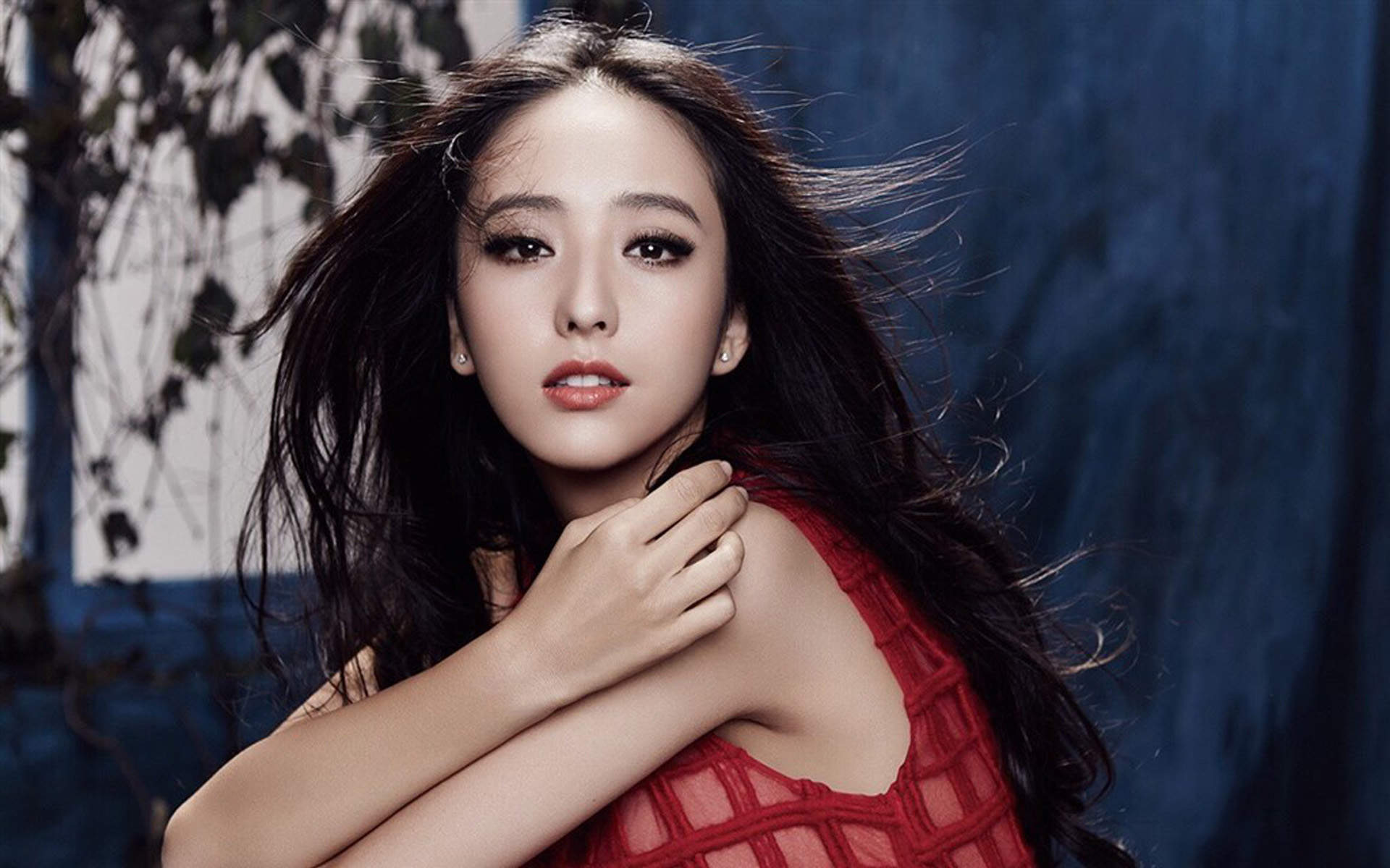 高清中国内地新疆伊犁影视女演员佟丽娅性感魅惑写真图片桌面壁纸图片 高清中国内地新疆伊犁影视女演员佟丽娅性感魅惑写真图片桌面壁纸图片