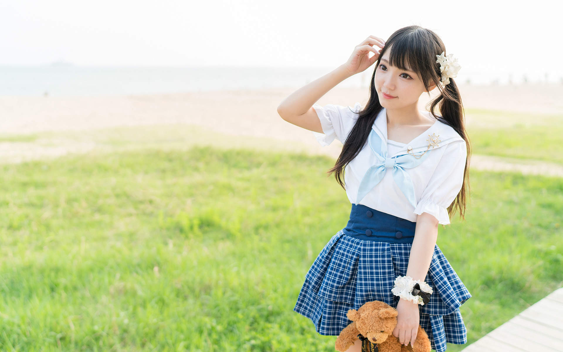 漂亮大陆90后粉嫩美女学生妹校园清纯写真高清壁纸图片