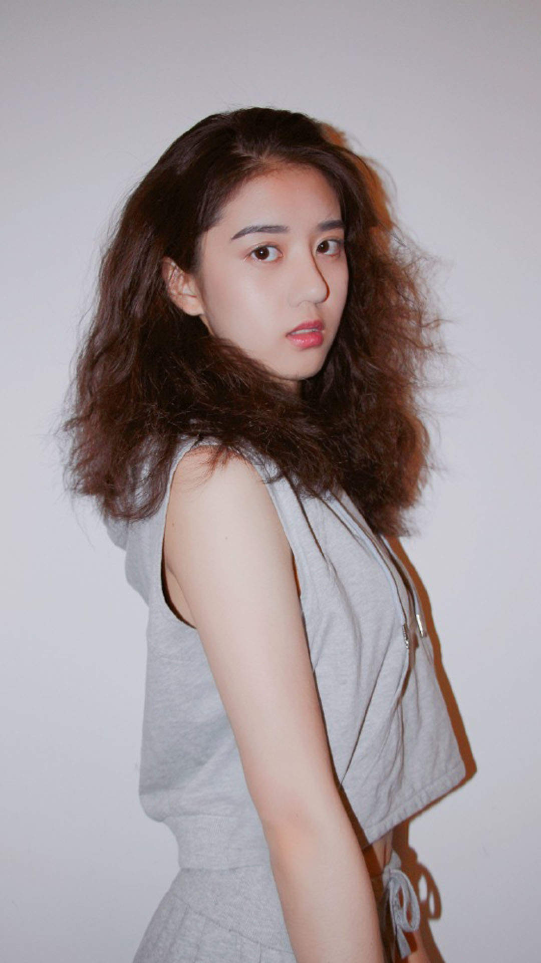 高清台湾美女李凯馨个性时髦写真桌面壁纸图片
