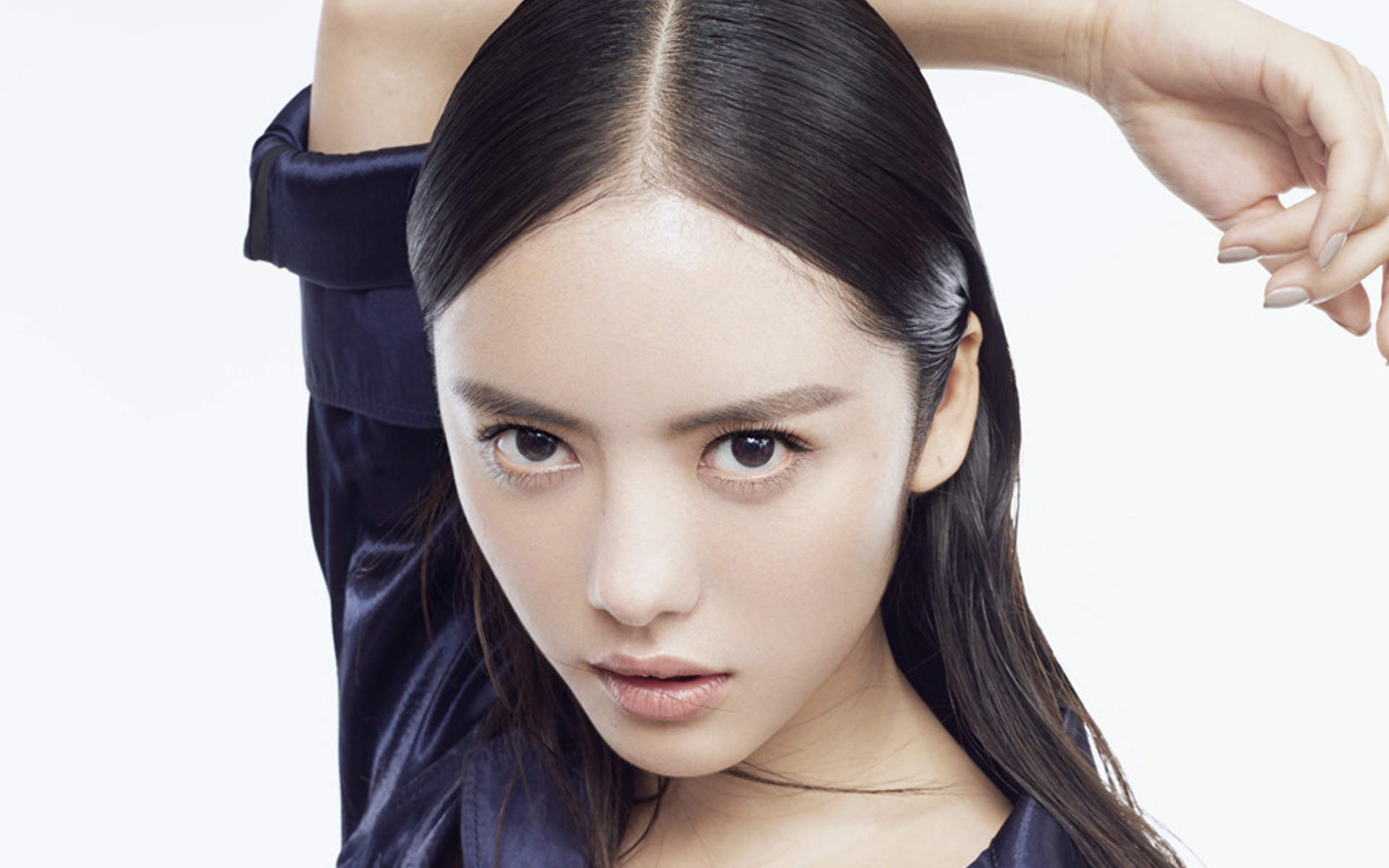 高清中国内地贵阳女演员新晋小花蔡文静百变风格时尚写真桌面壁纸图片