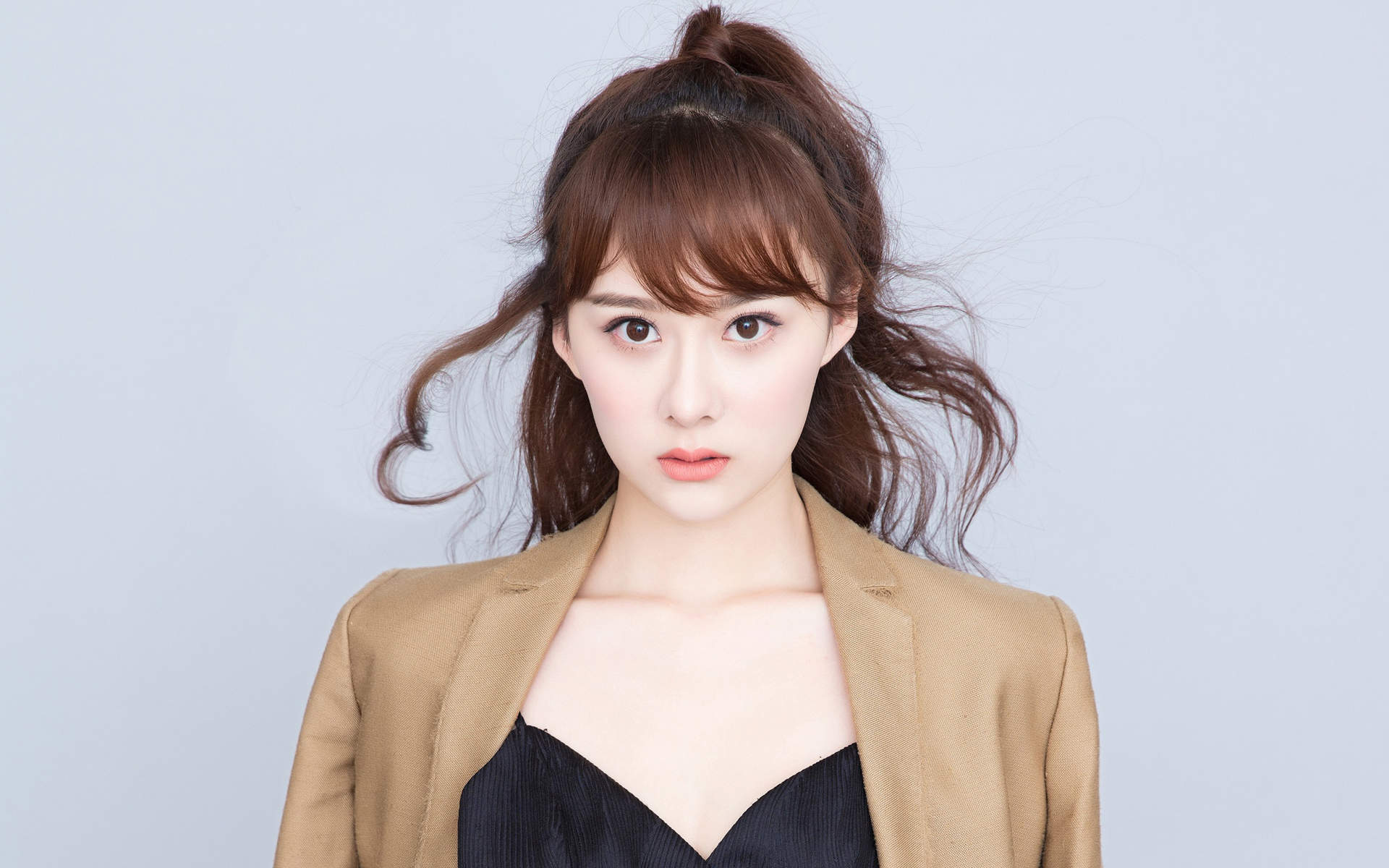 中国内地湖北省武汉女演员曹曦月性感写真高清电脑桌面壁纸图片 中国内地湖北省武汉女演员曹曦月性感写真高清电脑桌面壁纸图片