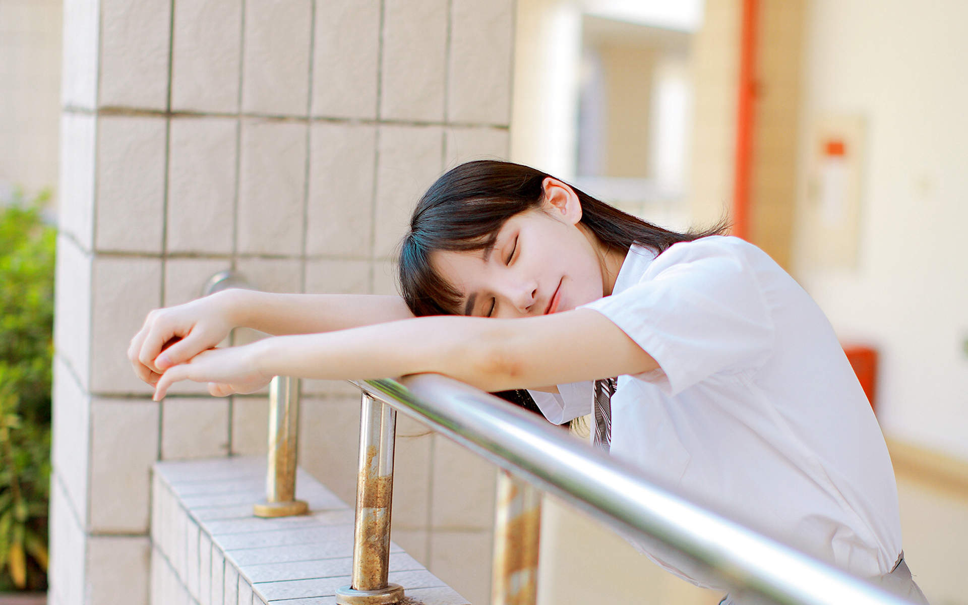 高清90后校花甜美灵动美少女学生装清纯写真图片手机壁纸图片