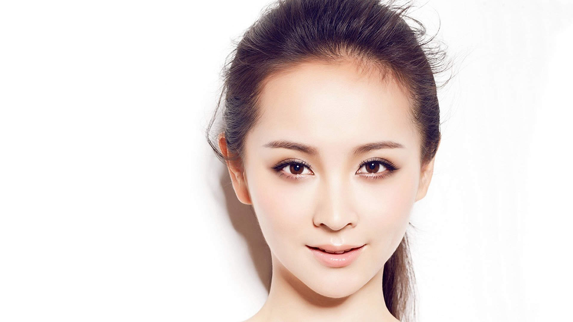 美女明星邓莎写真高清宽屏桌面壁纸图片