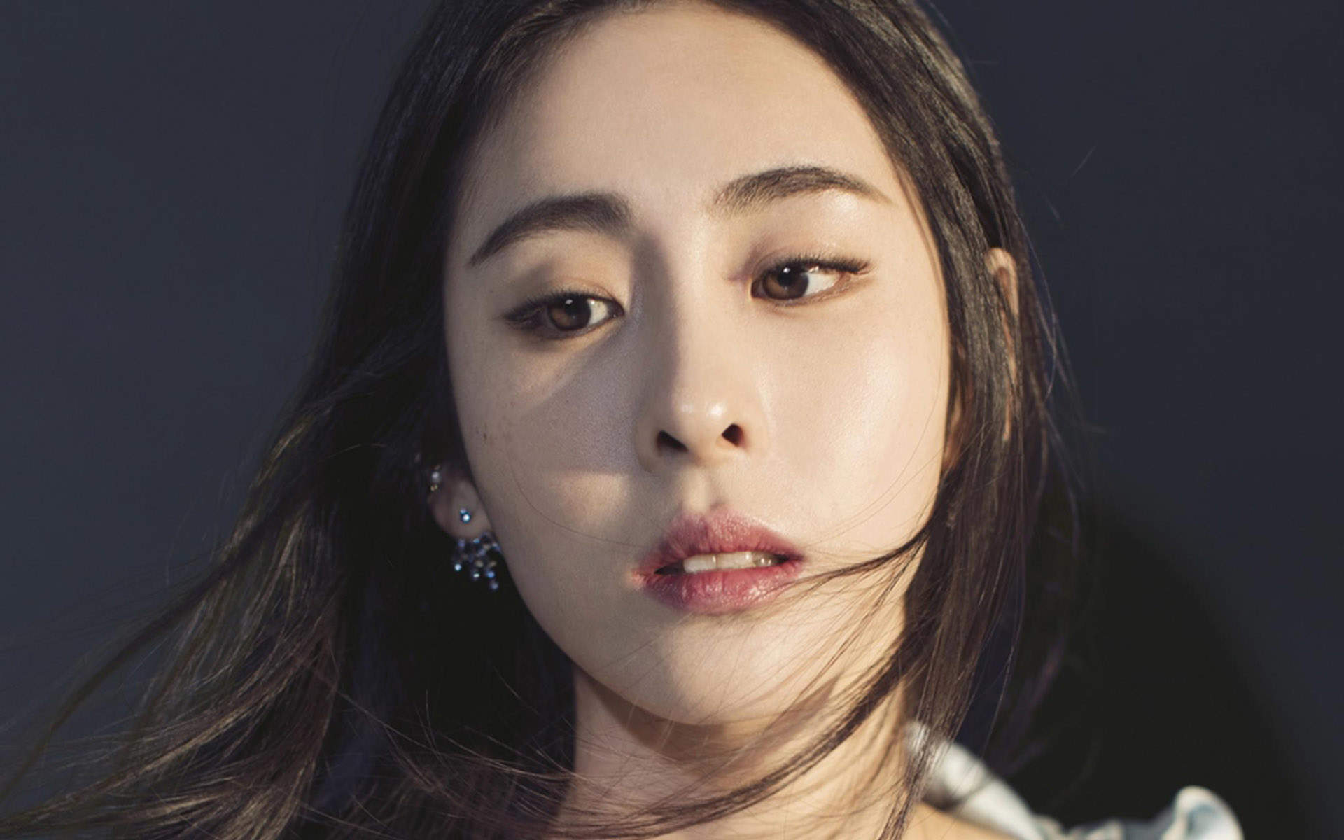 中国大陆天津女歌手张碧晨湖南卫视跨年晚会图片图片
