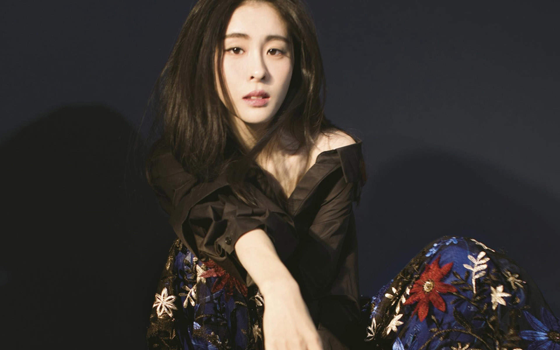 中国大陆天津女歌手张碧晨湖南卫视跨年晚会图片图片 中国大陆天津女歌手张碧晨湖南卫视跨年晚会图片图片