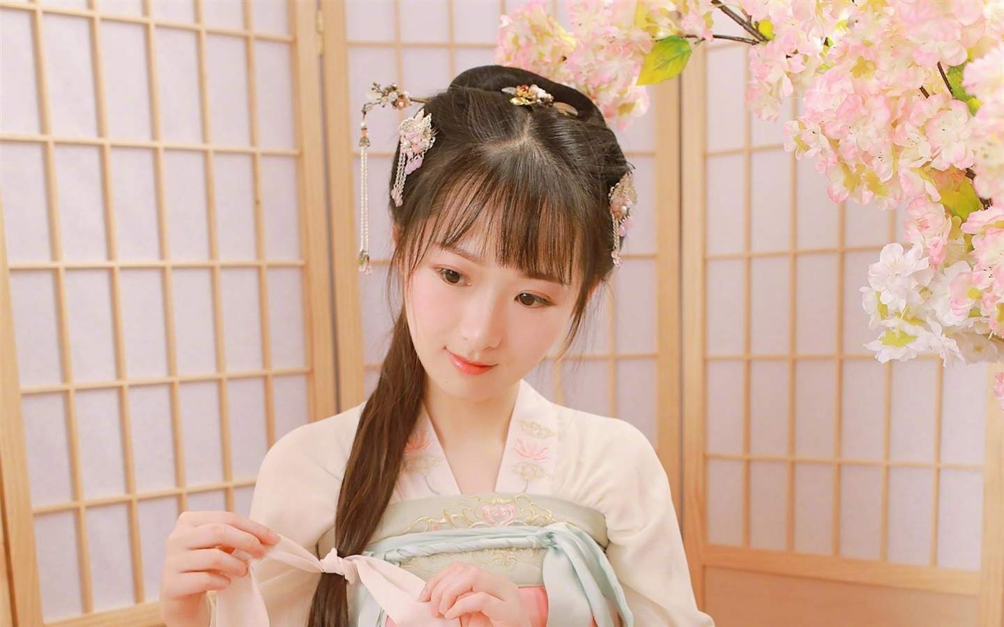 汉服美女图片