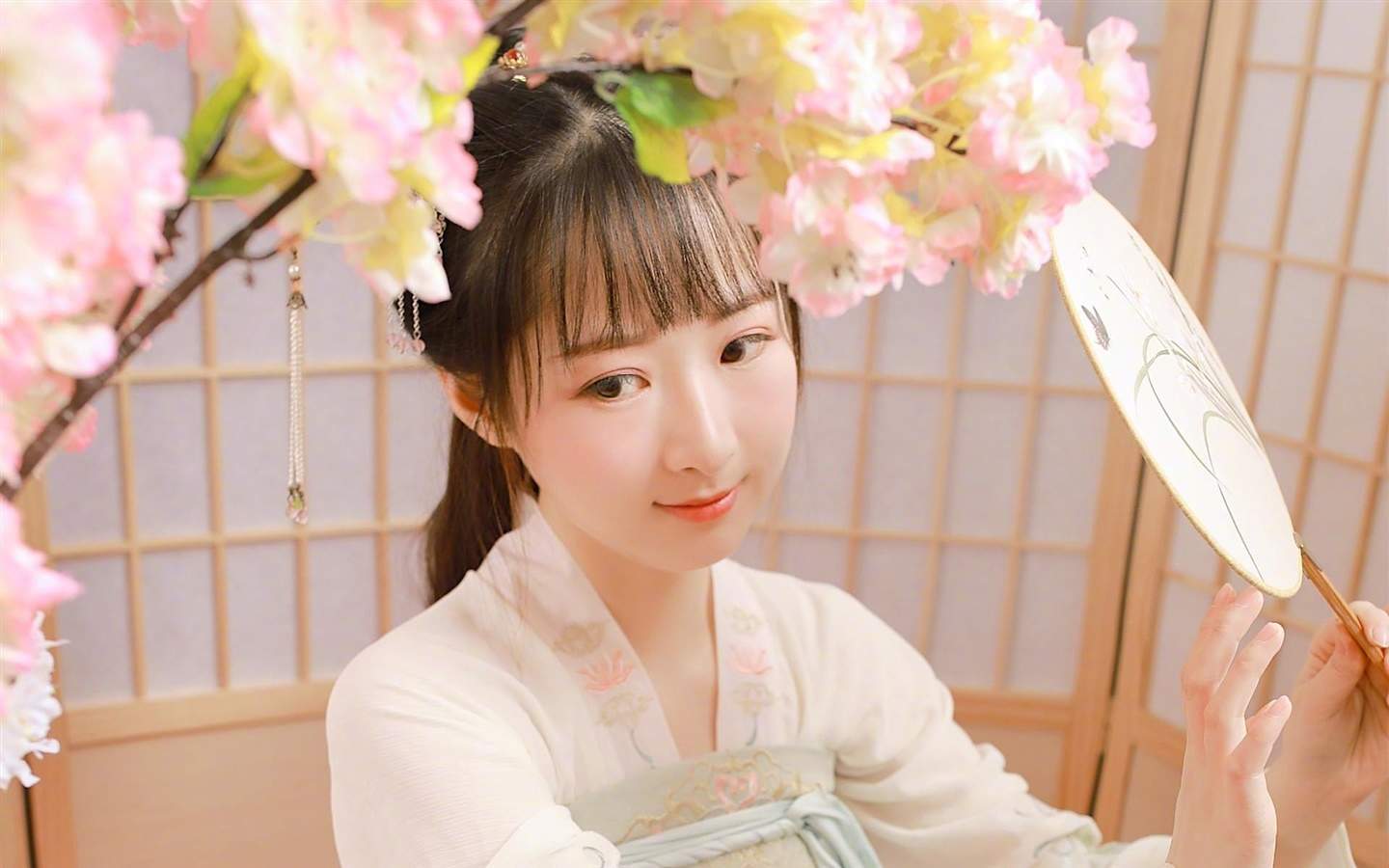 汉服美女图片