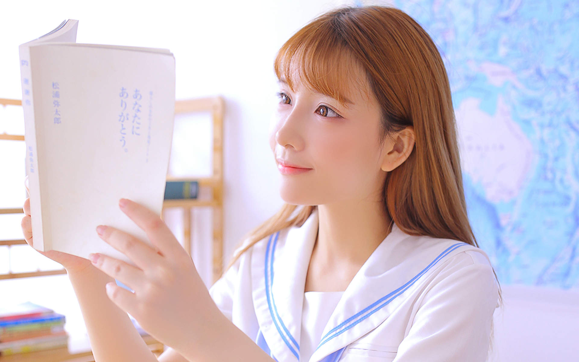 高清校花90后可爱清纯学生妹高清桌面壁纸图片