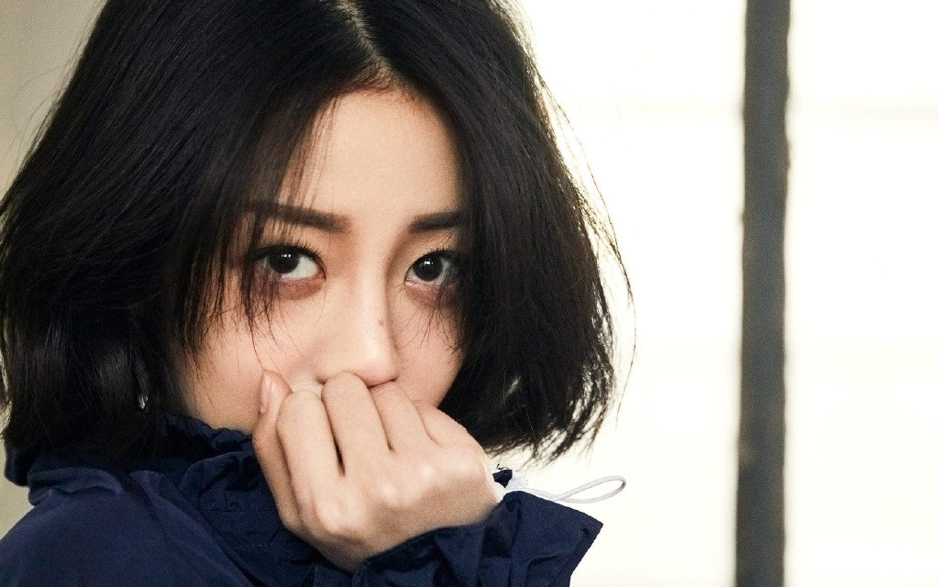 高清北京美女李溪芮粉色西装时尚写真图片图片