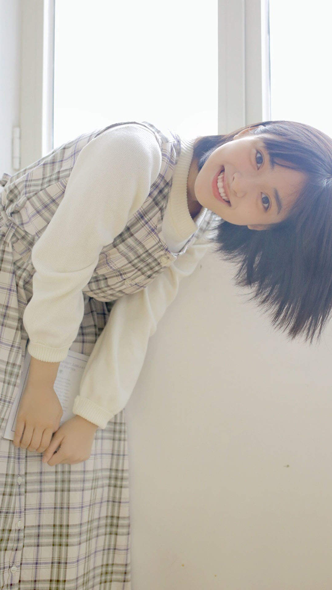 高清美女沈月甜美灵动写真图片手机壁纸图片