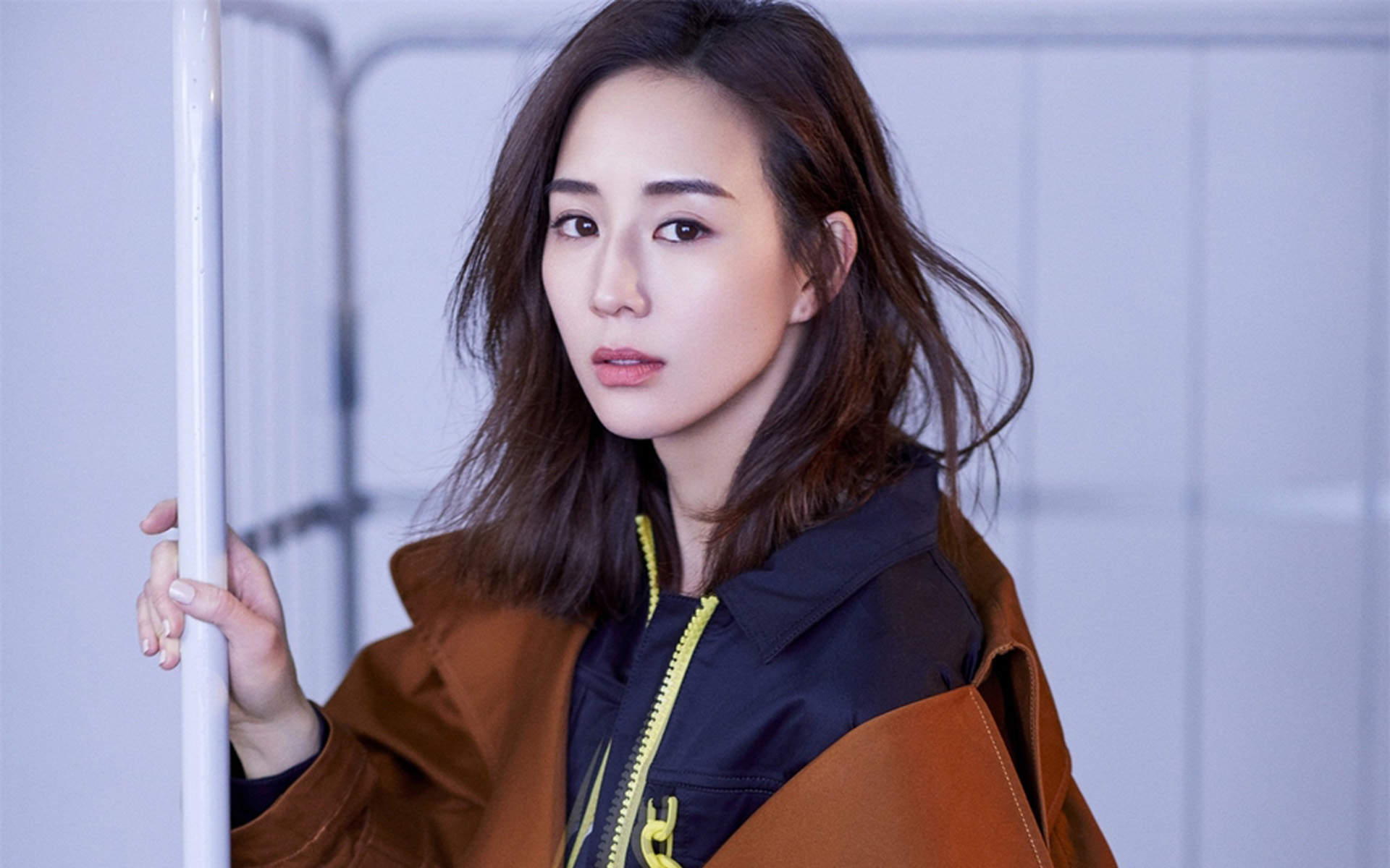 高清中国台湾影视女演员张钧甯时尚性感写真高清桌面壁纸图片
